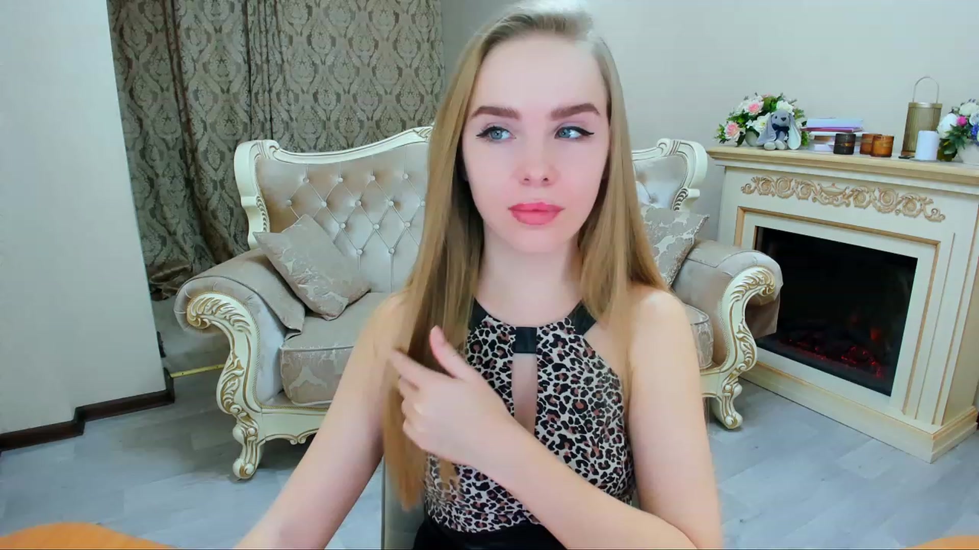 Gallery image thumbnail from Honey_Lucky's myfreecams stream on, 11/19/2023, 11:57 image 15 of 20