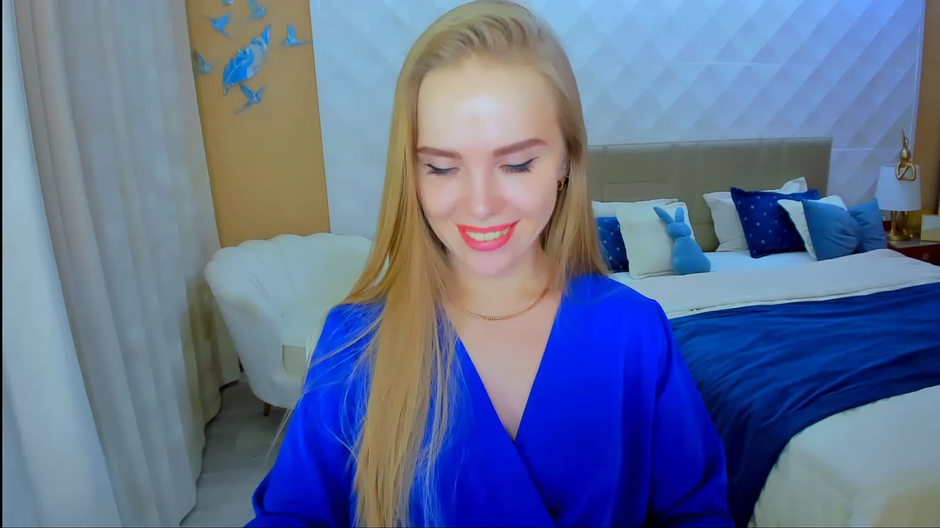 Gallery image thumbnail from Honey_Lucky's myfreecams stream on, 11/22/2023, 15:47 image 6 of 20