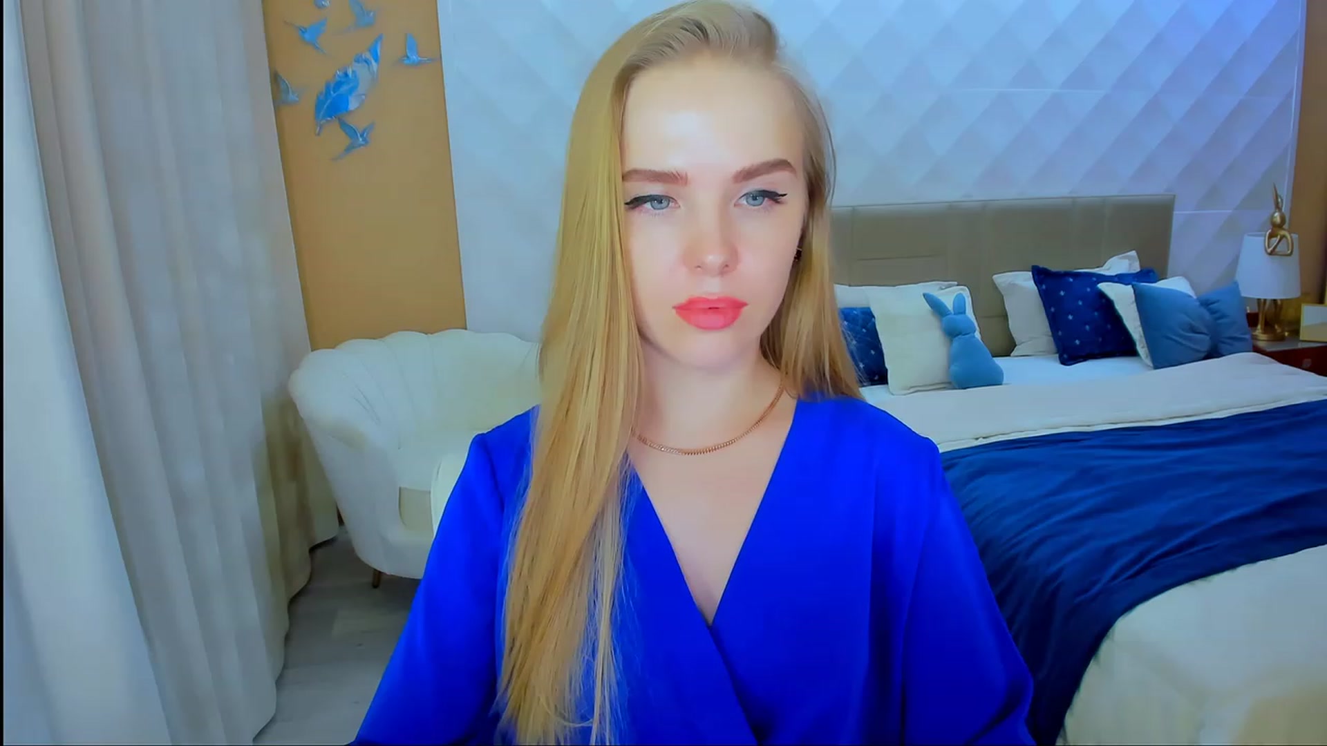 Gallery image thumbnail from Honey_Lucky's myfreecams stream on, 11/22/2023, 15:47 image 15 of 20