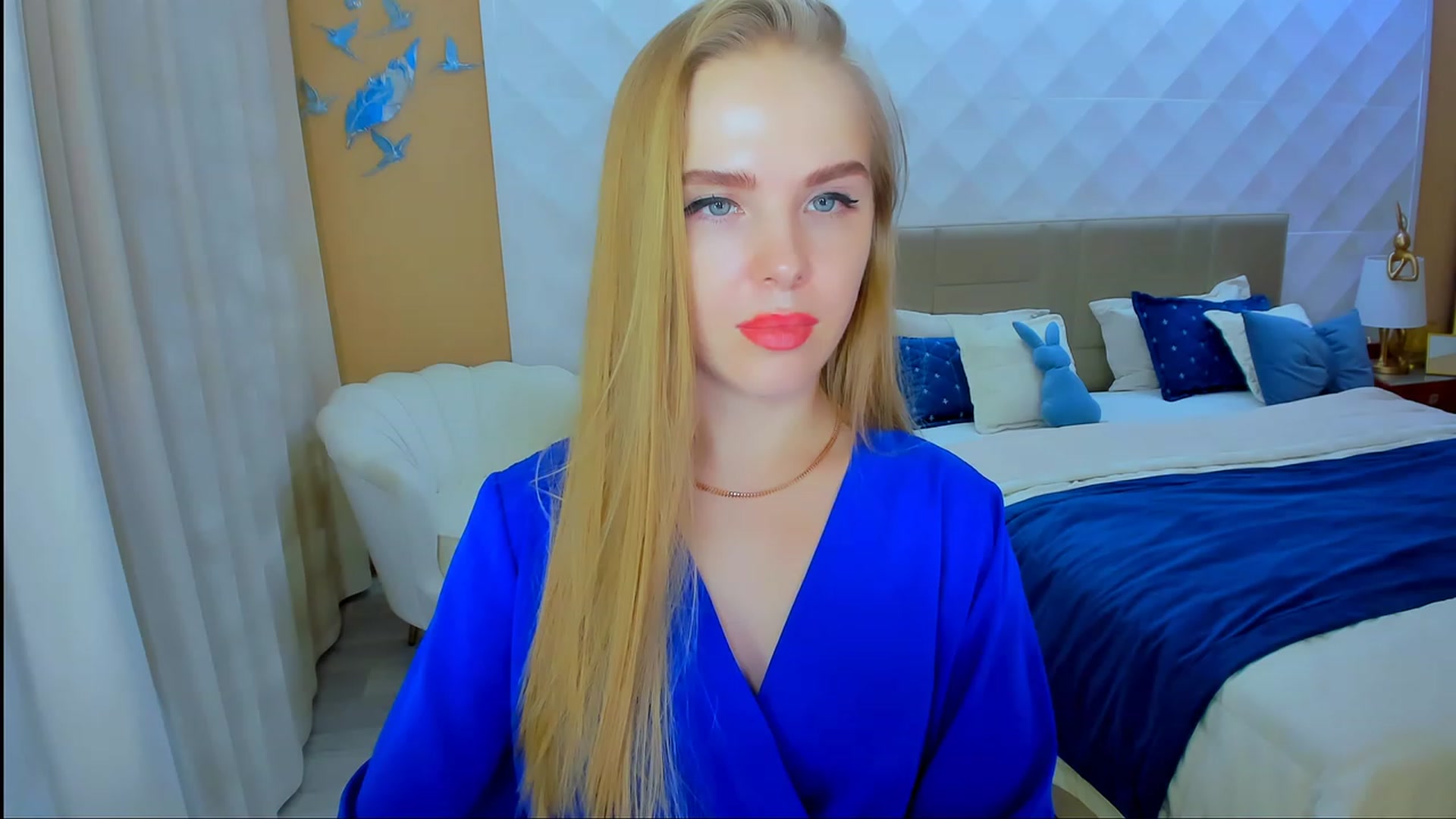 Gallery image thumbnail from Honey_Lucky's myfreecams stream on, 11/22/2023, 15:47 image 2 of 20