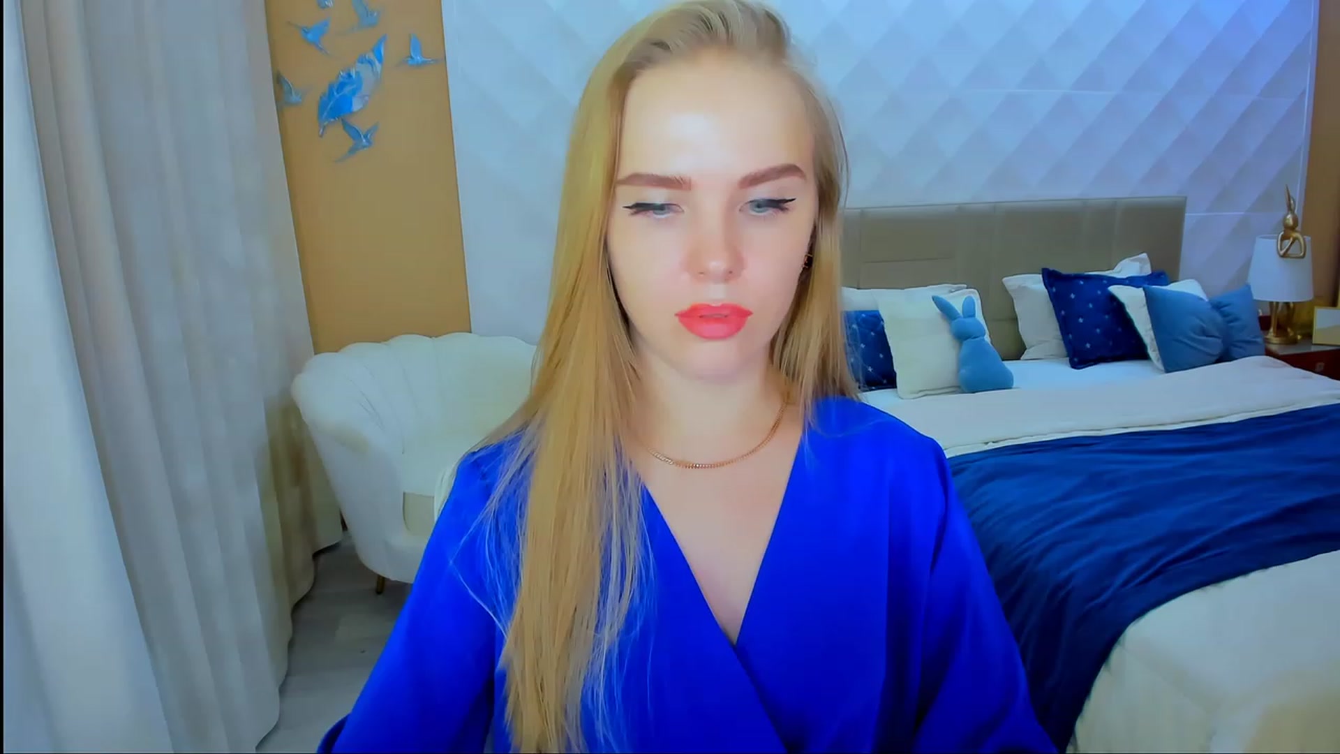 Gallery image thumbnail from Honey_Lucky's myfreecams stream on, 11/22/2023, 15:47 image 5 of 20