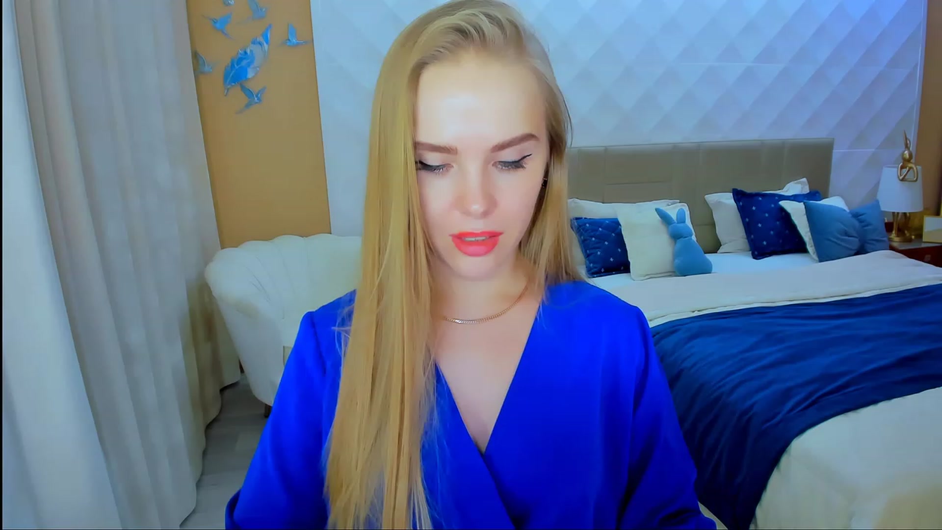 Gallery image thumbnail from Honey_Lucky's myfreecams stream on, 11/22/2023, 15:47 image 4 of 20
