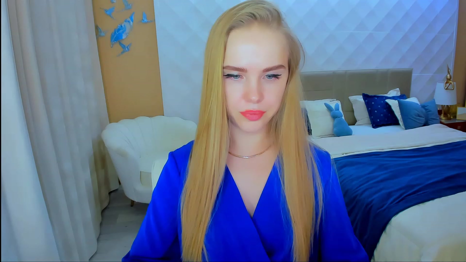 Gallery image thumbnail from Honey_Lucky's myfreecams stream on, 11/22/2023, 15:47 image 16 of 20