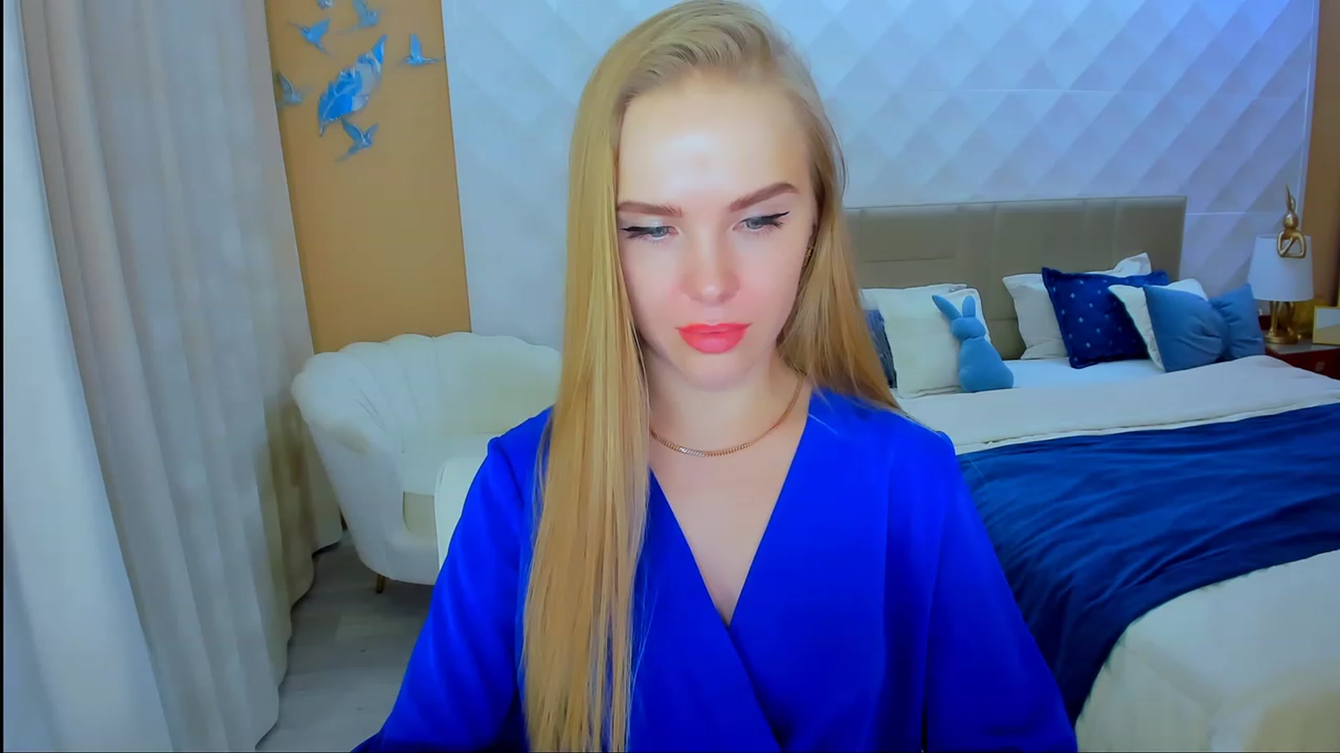 Gallery image thumbnail from Honey_Lucky's myfreecams stream on, 11/22/2023, 15:47 image 17 of 20