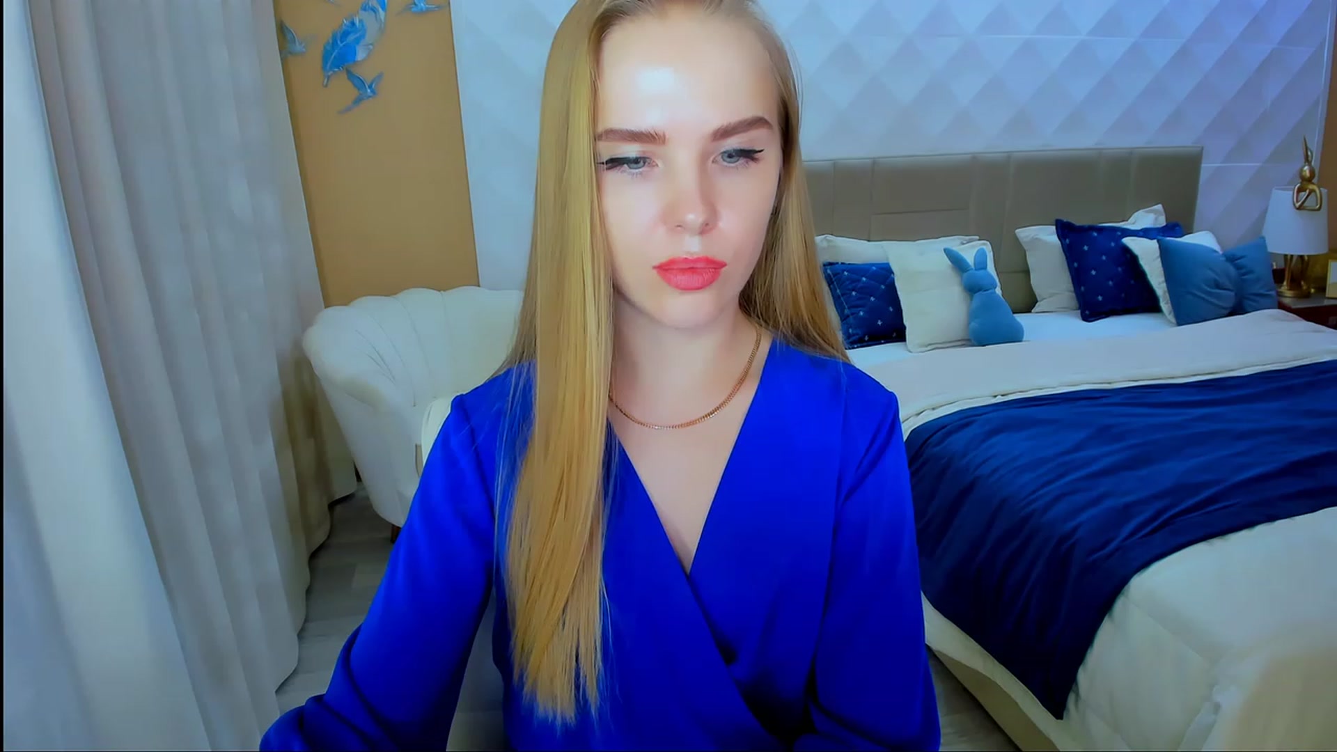 Gallery image thumbnail from Honey_Lucky's myfreecams stream on, 11/22/2023, 17:44 image 19 of 20