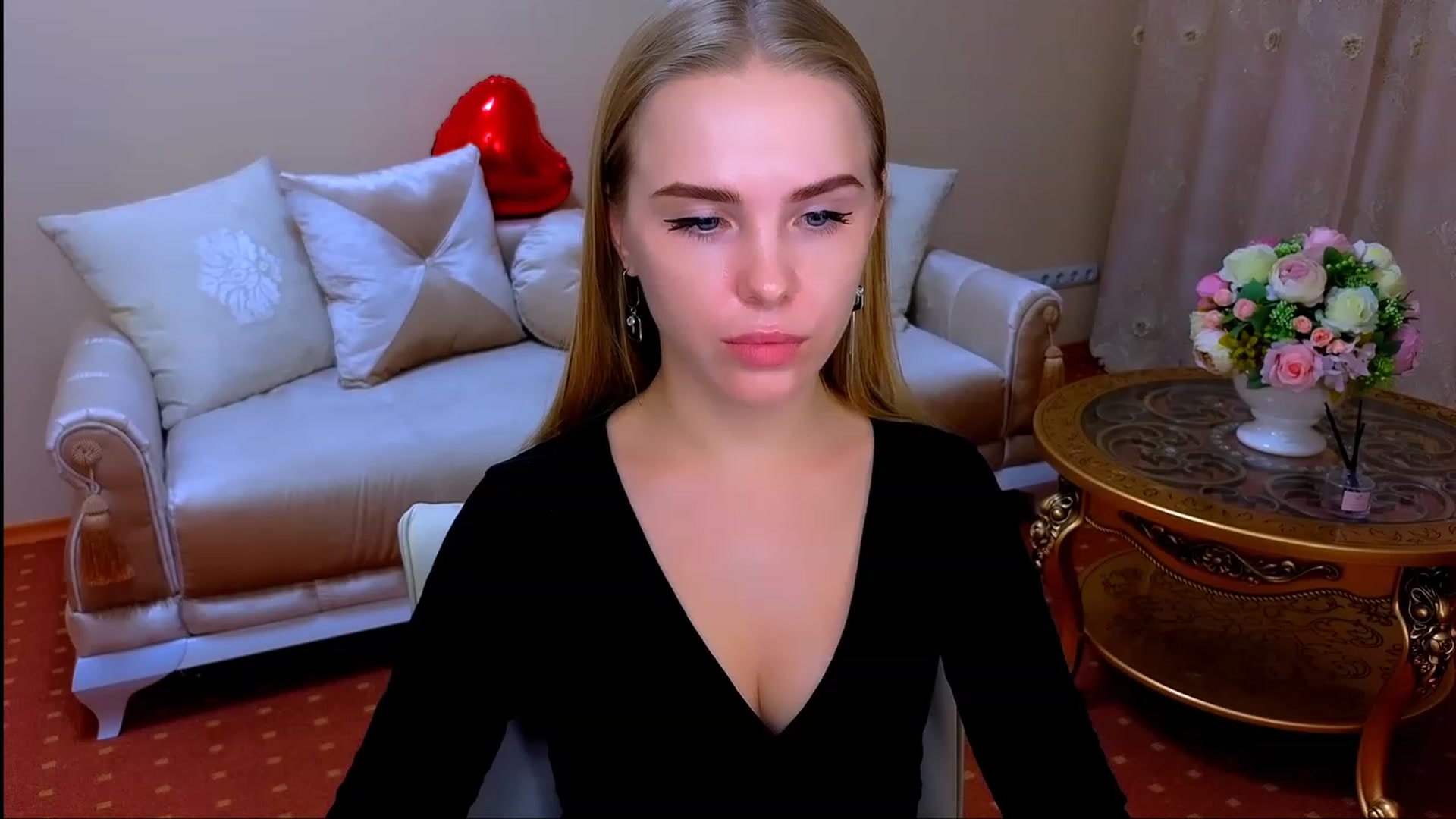 Gallery image thumbnail from Honey_Lucky's myfreecams stream on, 11/23/2023, 13:16 image 2 of 20