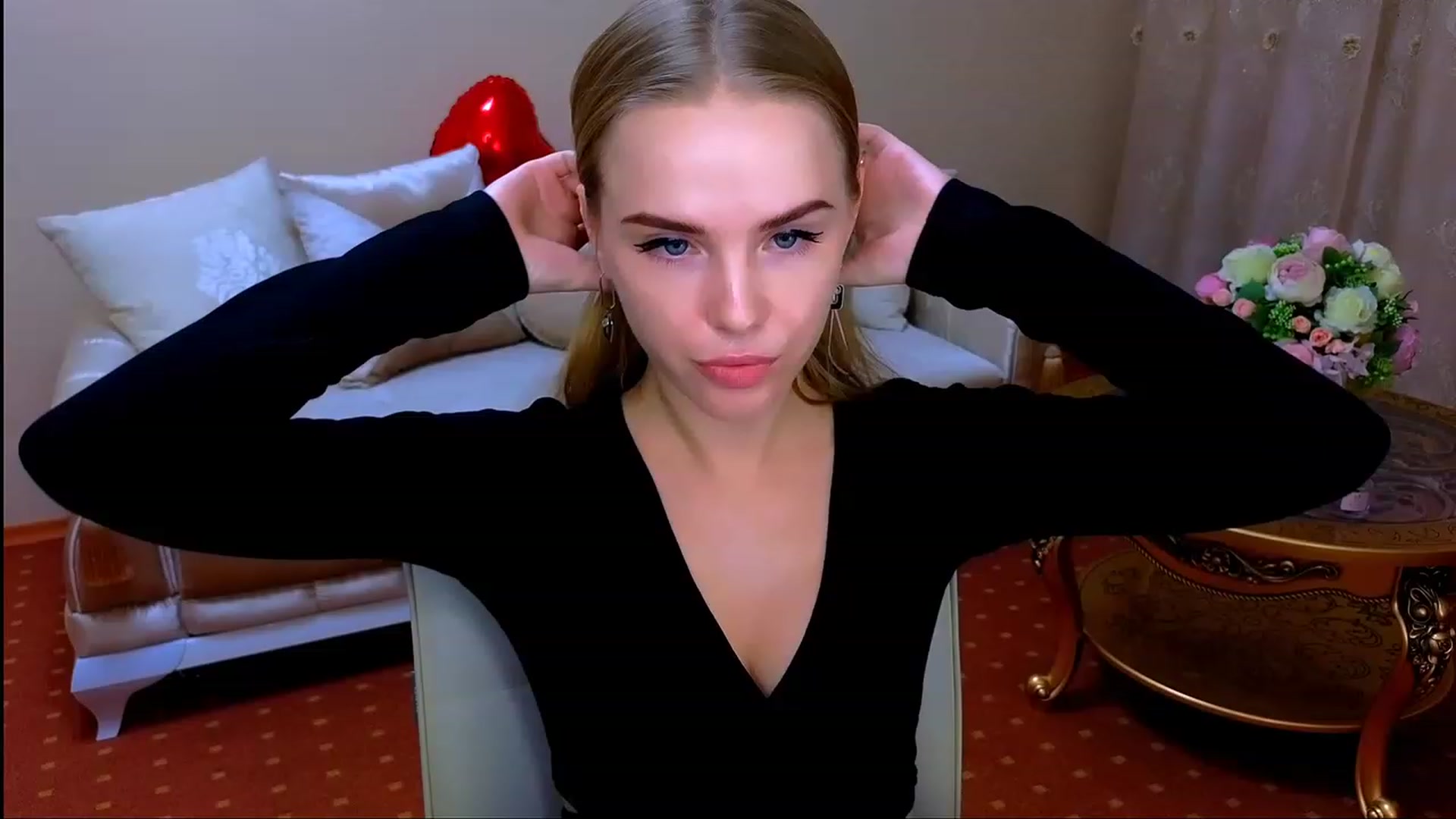 Gallery image thumbnail from Honey_Lucky's myfreecams stream on, 11/23/2023, 13:16 image 9 of 20