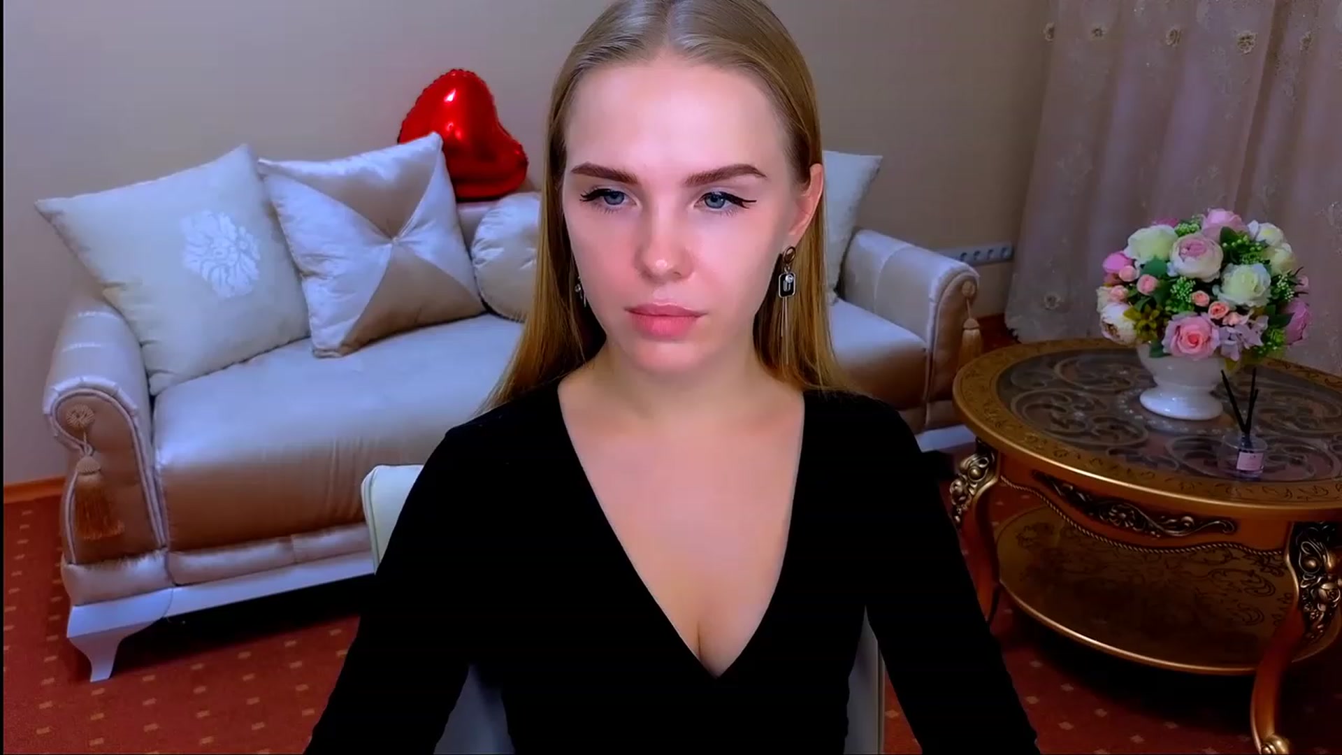 Gallery image thumbnail from Honey_Lucky's myfreecams stream on, 11/23/2023, 13:16 image 4 of 20