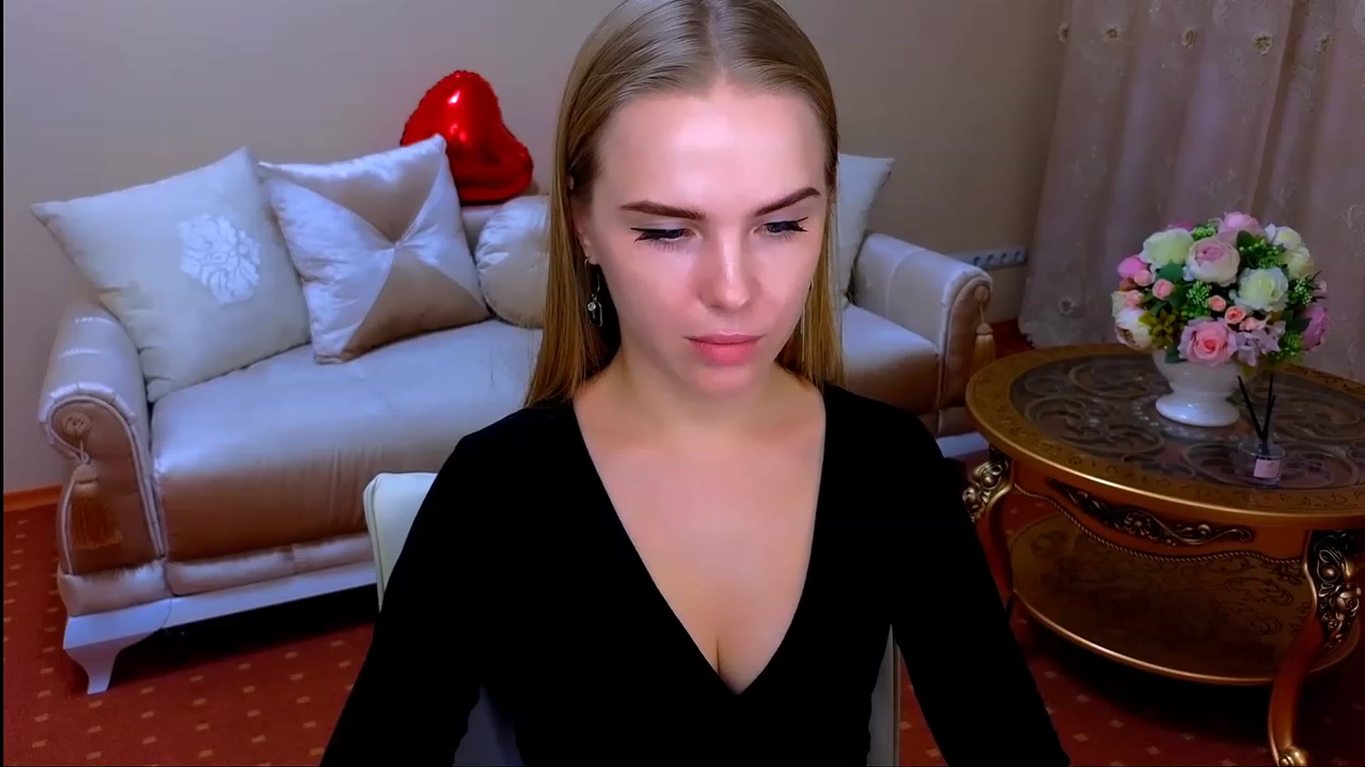 Gallery image thumbnail from Honey_Lucky's myfreecams stream on, 11/23/2023, 13:16 image 17 of 20