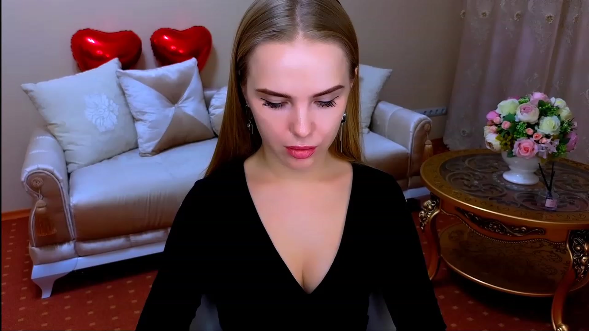 Gallery image thumbnail from Honey_Lucky's myfreecams stream on, 11/23/2023, 14:24 image 3 of 20