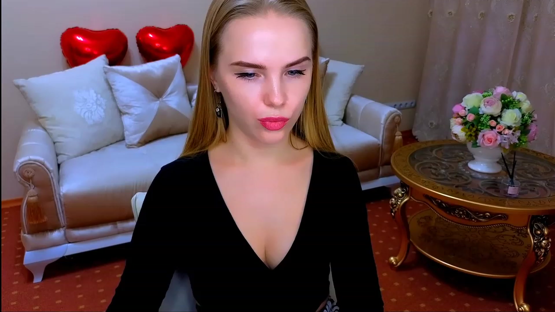 Gallery image thumbnail from Honey_Lucky's myfreecams stream on, 11/23/2023, 14:52 image 9 of 20