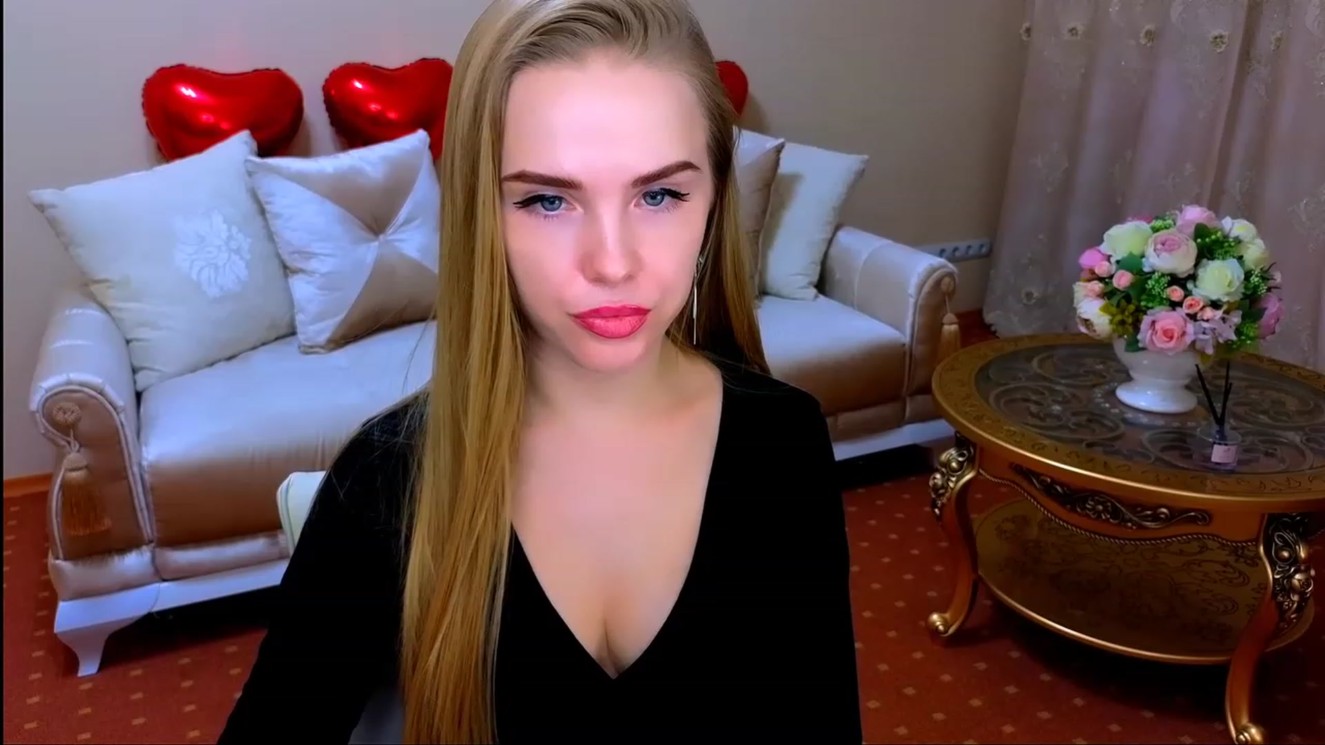 Gallery image thumbnail from Honey_Lucky's myfreecams stream on, 11/23/2023, 16:13 image 5 of 20