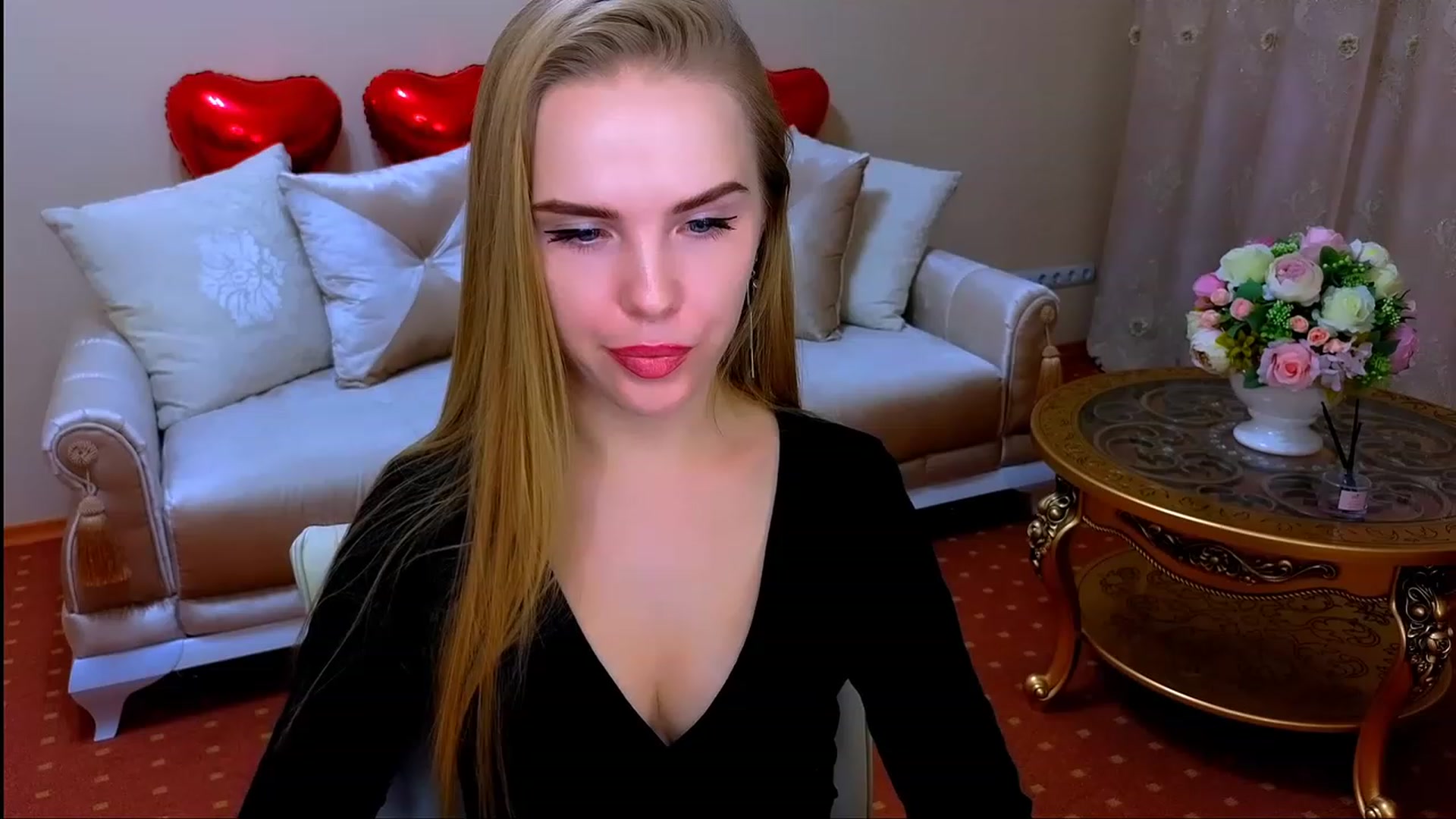 Gallery image thumbnail from Honey_Lucky's myfreecams stream on, 11/23/2023, 16:13 image 15 of 20