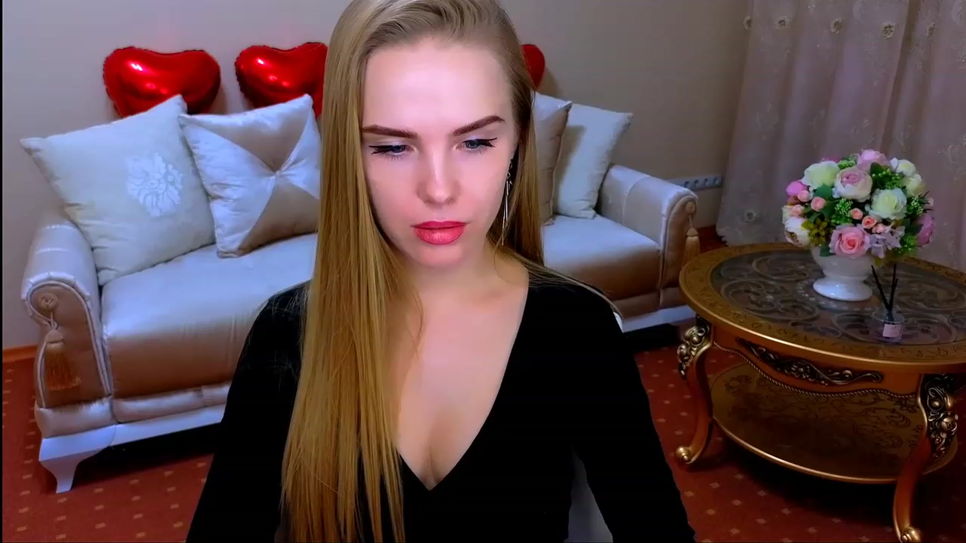 Gallery image thumbnail from Honey_Lucky's myfreecams stream on, 11/23/2023, 16:13 image 10 of 20