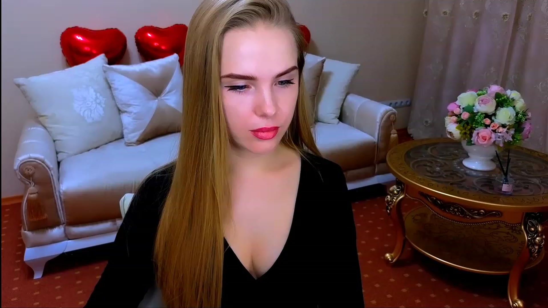 Gallery image thumbnail from Honey_Lucky's myfreecams stream on, 11/23/2023, 16:13 image 3 of 20