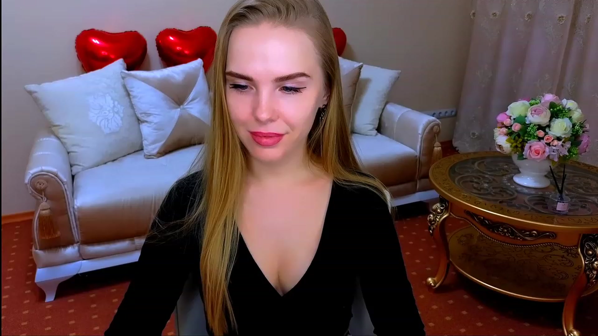 Gallery image thumbnail from Honey_Lucky's myfreecams stream on, 11/23/2023, 16:13 image 19 of 20
