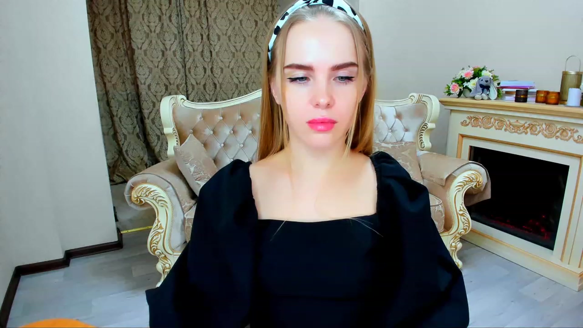Gallery image thumbnail from Honey_Lucky's myfreecams stream on, 11/26/2023, 11:57 image 3 of 20