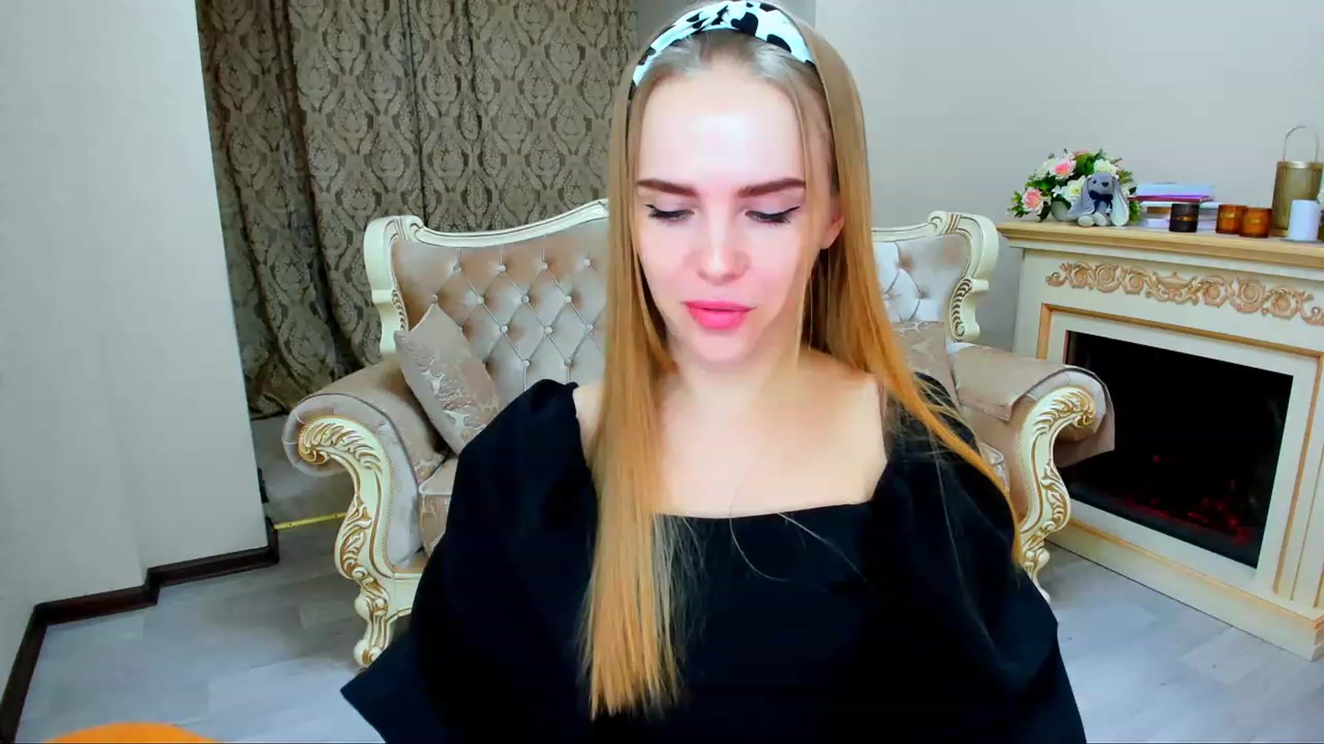 Gallery image thumbnail from Honey_Lucky's myfreecams stream on, 11/26/2023, 11:57 image 17 of 20