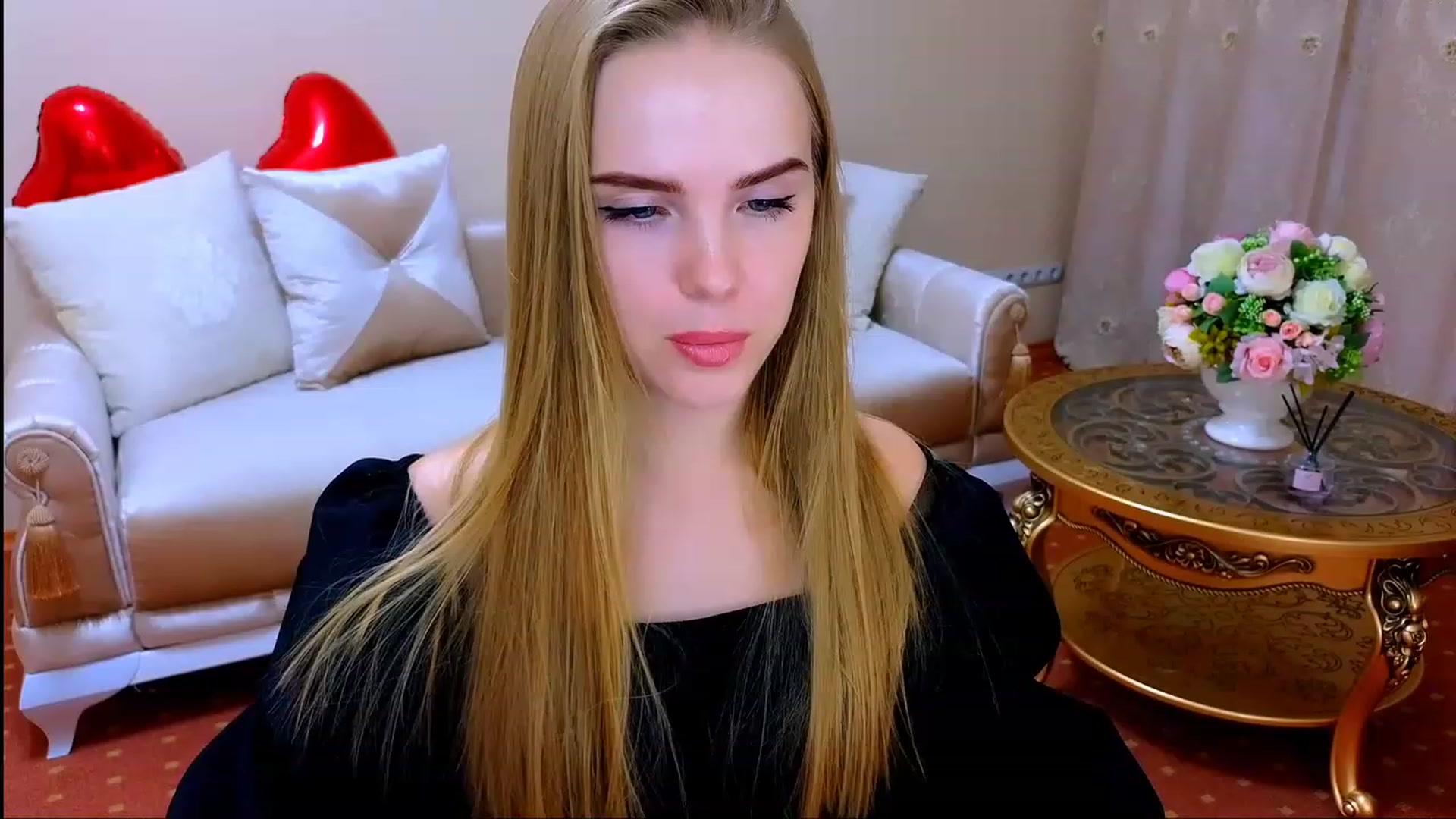 Gallery image thumbnail from Honey_Lucky's myfreecams stream on, 11/26/2023, 16:17 image 1 of 20