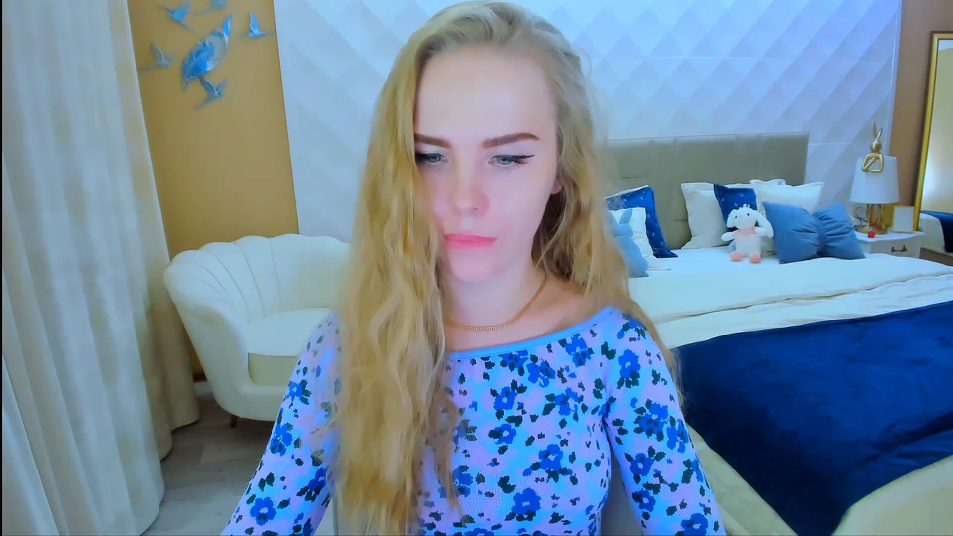 Gallery image thumbnail from Honey_Lucky's myfreecams stream on, 11/29/2023, 13:54 image 16 of 20