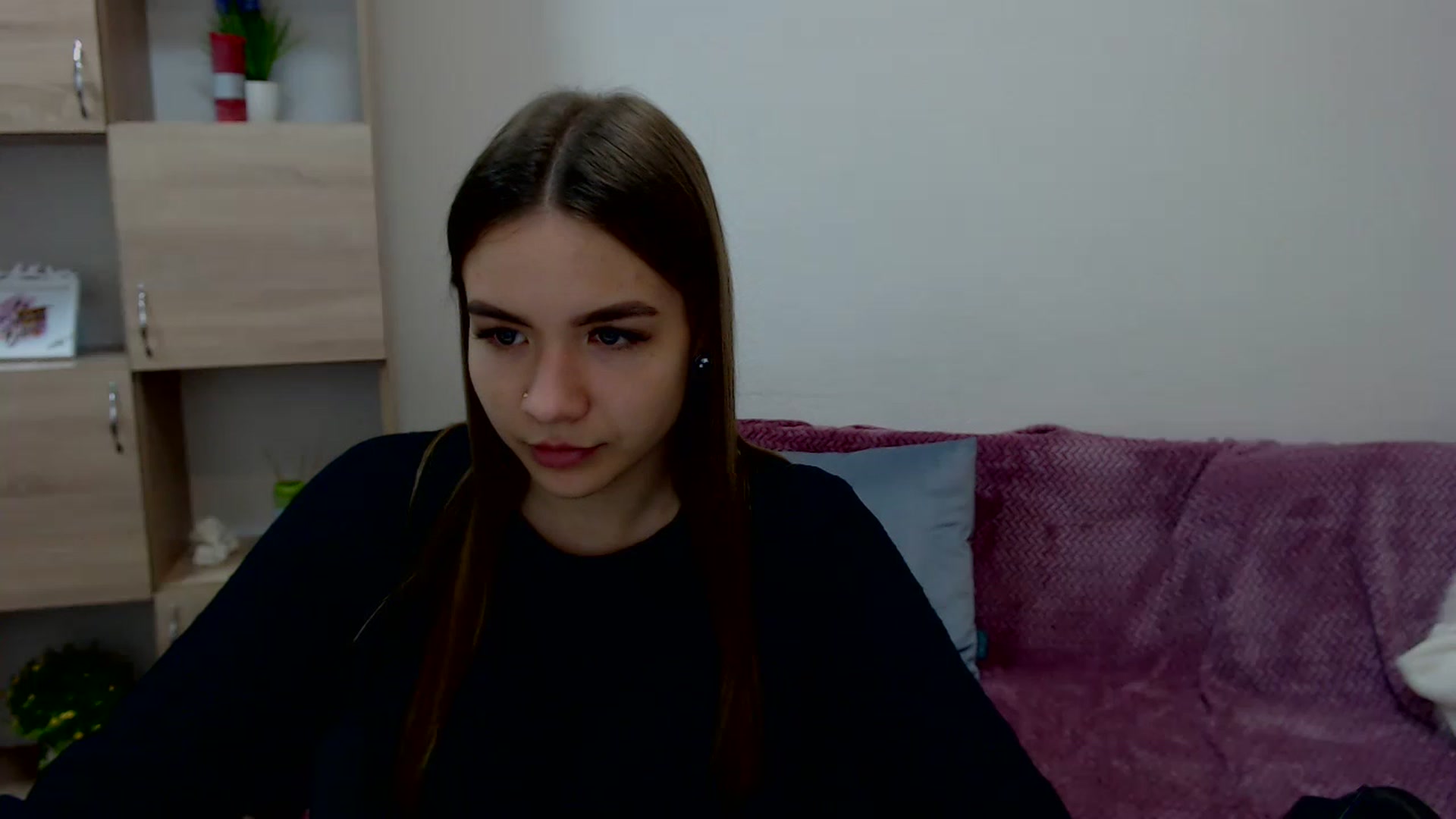 Gallery image thumbnail from Honey_MFC's myfreecams stream on, 12/25/2022, 17:00 image 19 of 20