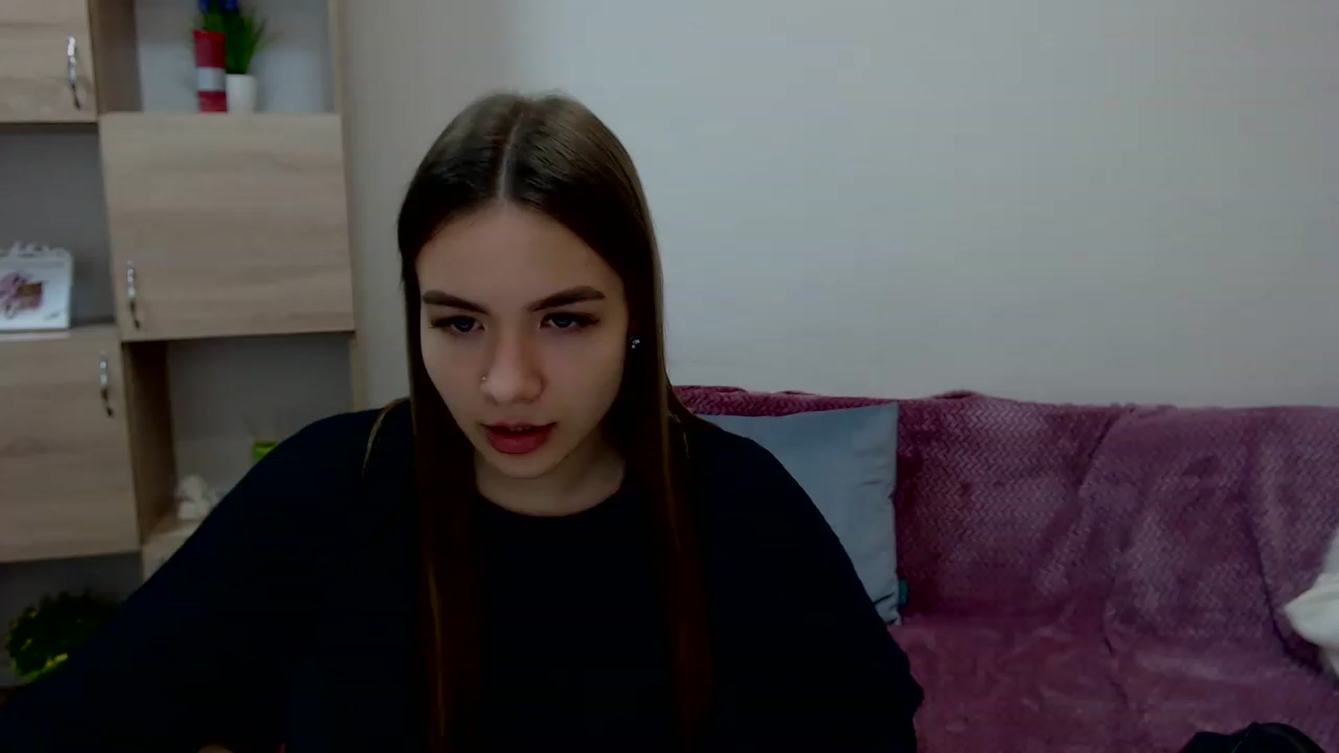 Gallery image thumbnail from Honey_MFC's myfreecams stream on, 12/25/2022, 17:00 image 20 of 20