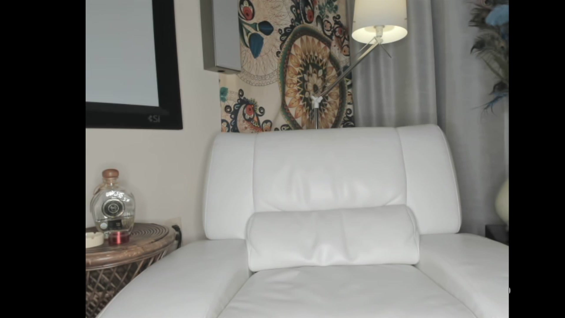Gallery image thumbnail from Honey_Sukle's myfreecams stream on, 12/20/2022, 03:25 image 10 of 20