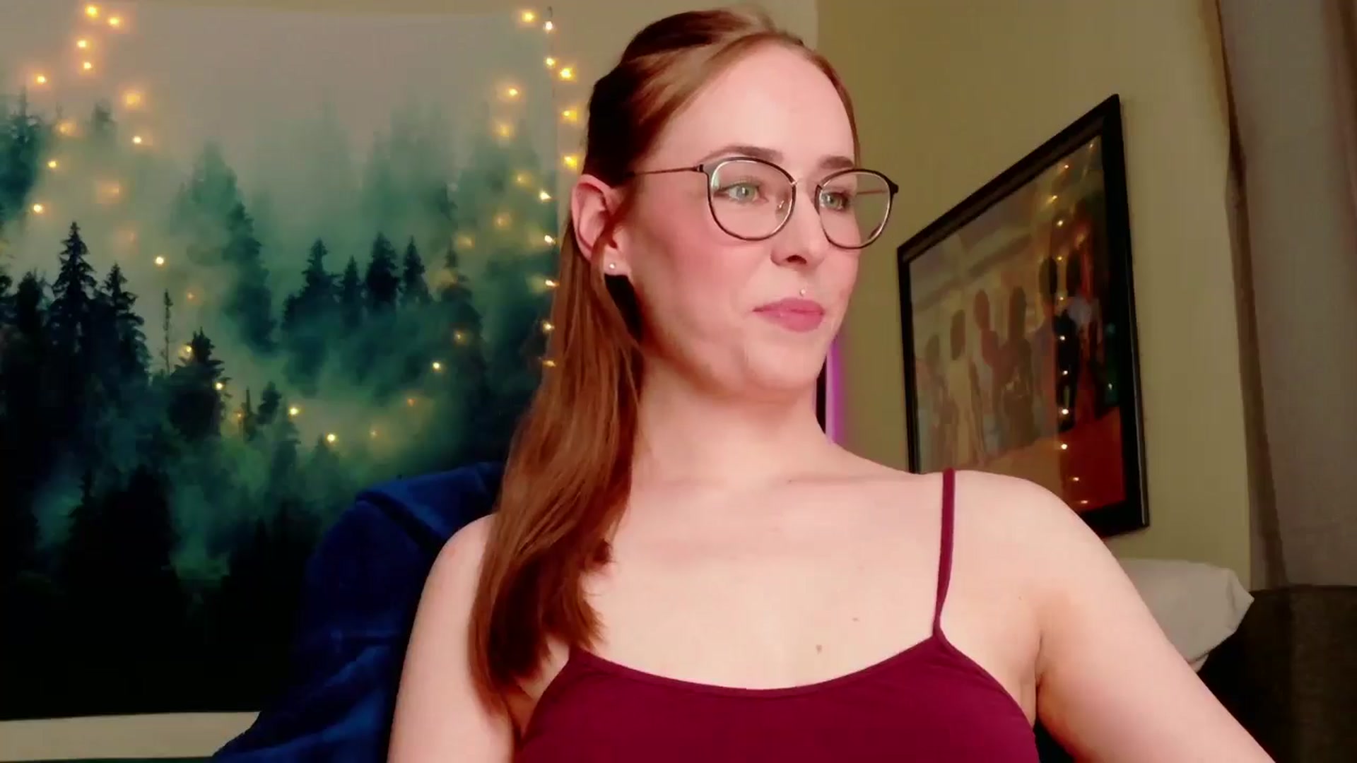 Gallery image thumbnail from Honey_bunny18's myfreecams stream on, 09/18/2024, 18:33 image 6 of 20