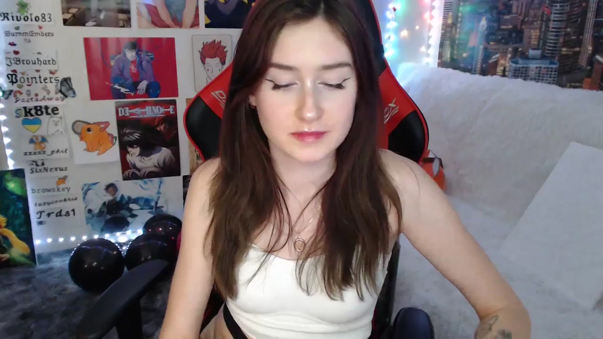 Gallery image thumbnail from Honey_dream's myfreecams stream on, 02/12/2024, 24:43 image 15 of 20