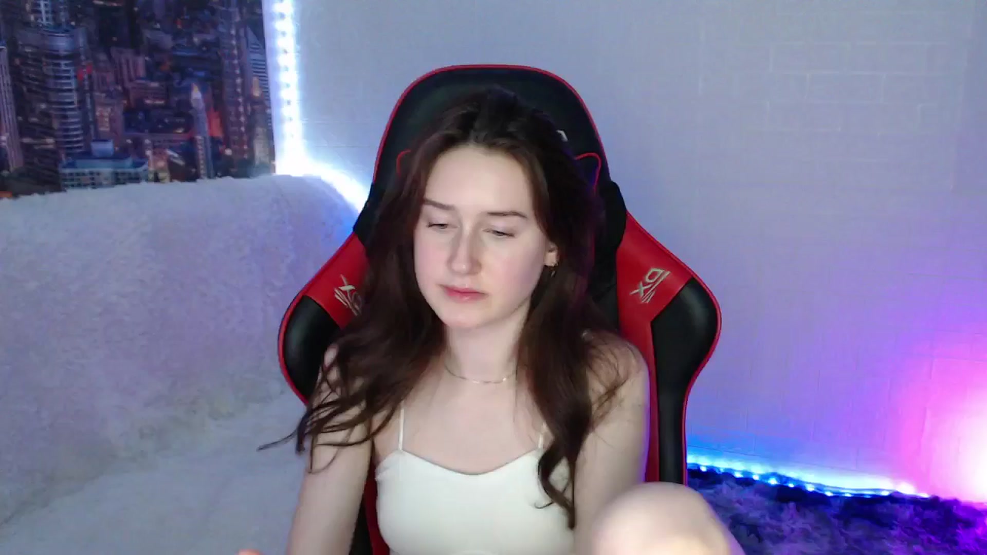 Gallery image thumbnail from Honey_dream's myfreecams stream on, 08/12/2024, 24:39 image 9 of 20