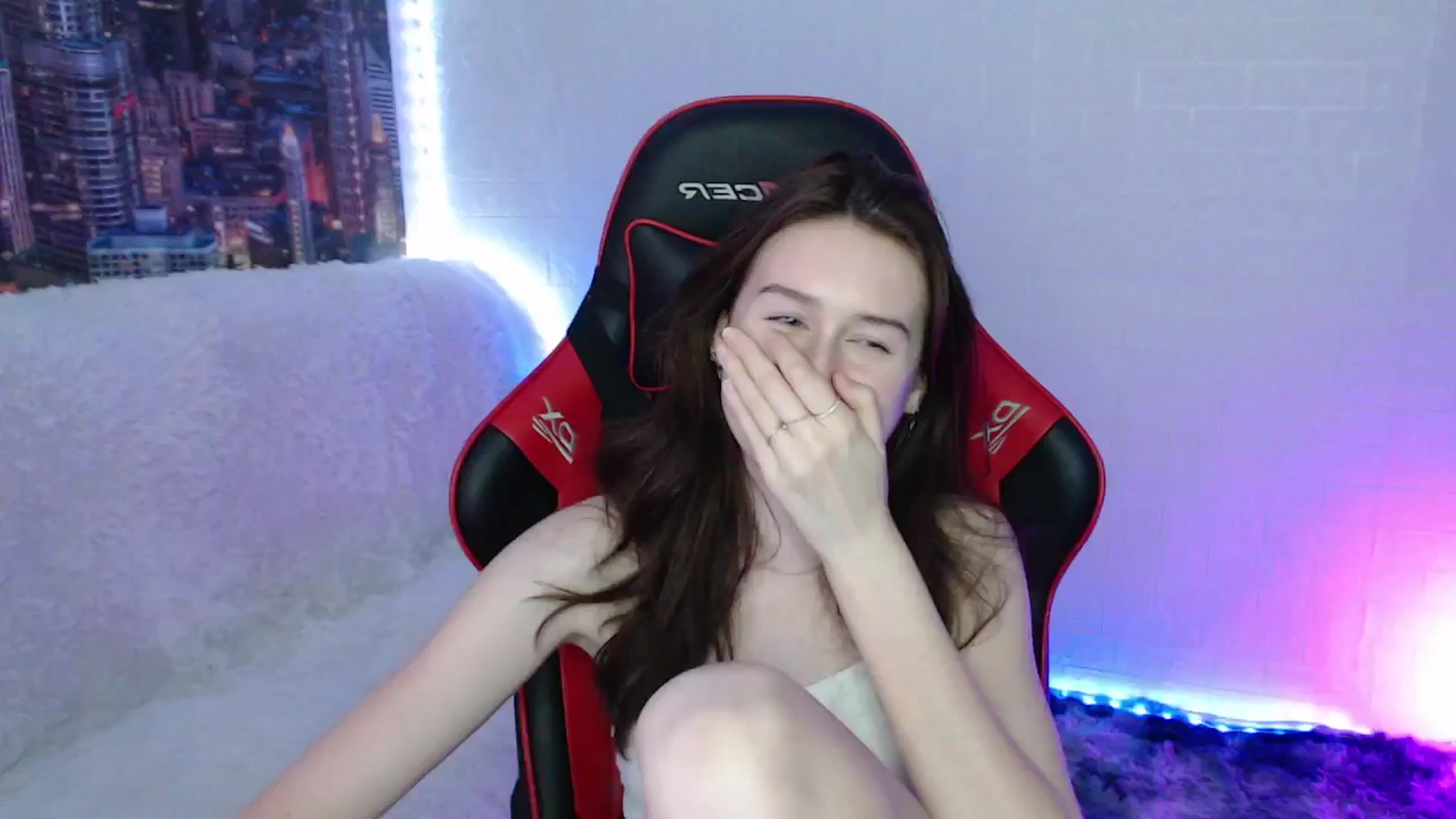 Gallery image thumbnail from Honey_dream's myfreecams stream on, 08/12/2024, 24:39 image 15 of 20
