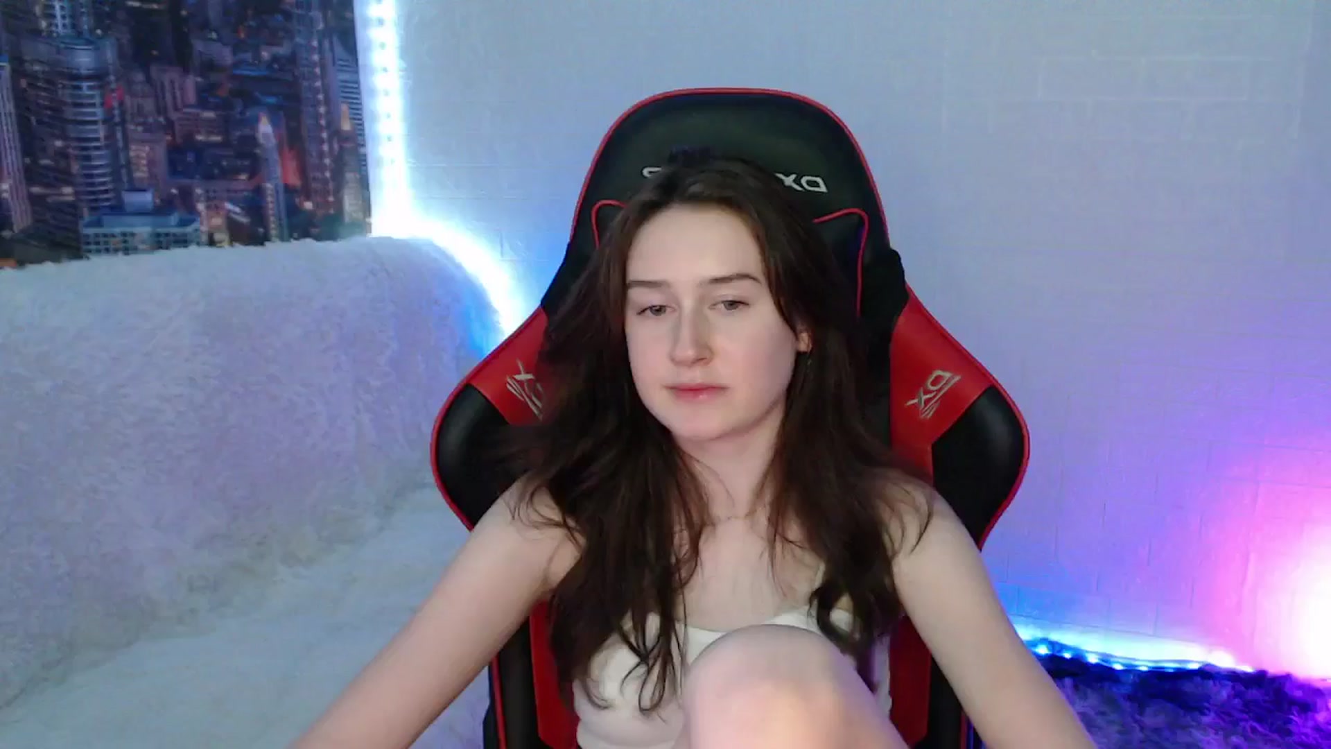Gallery image thumbnail from Honey_dream's myfreecams stream on, 08/12/2024, 24:39 image 17 of 20
