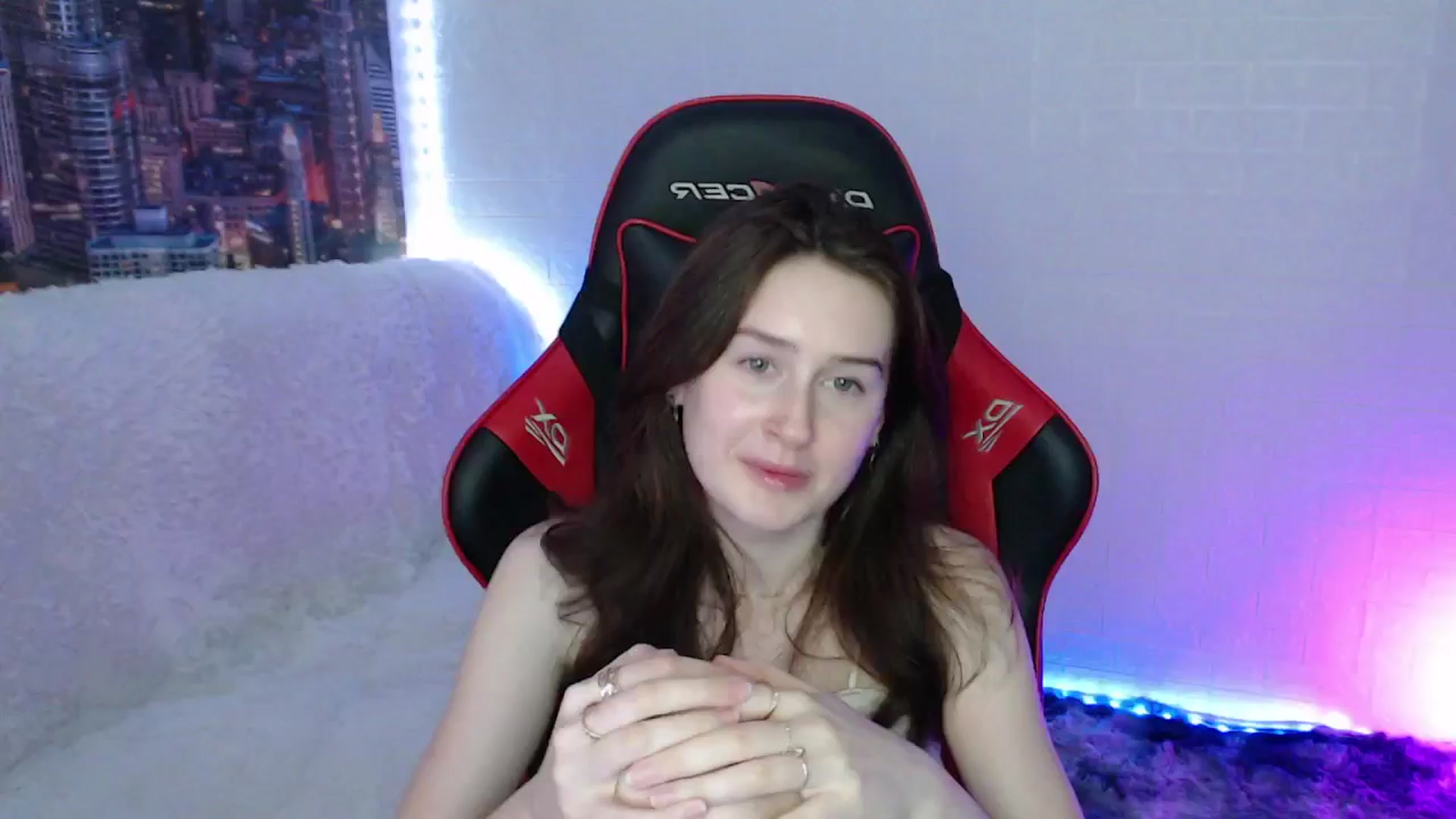Gallery image thumbnail from Honey_dream's myfreecams stream on, 08/12/2024, 24:39 image 20 of 20
