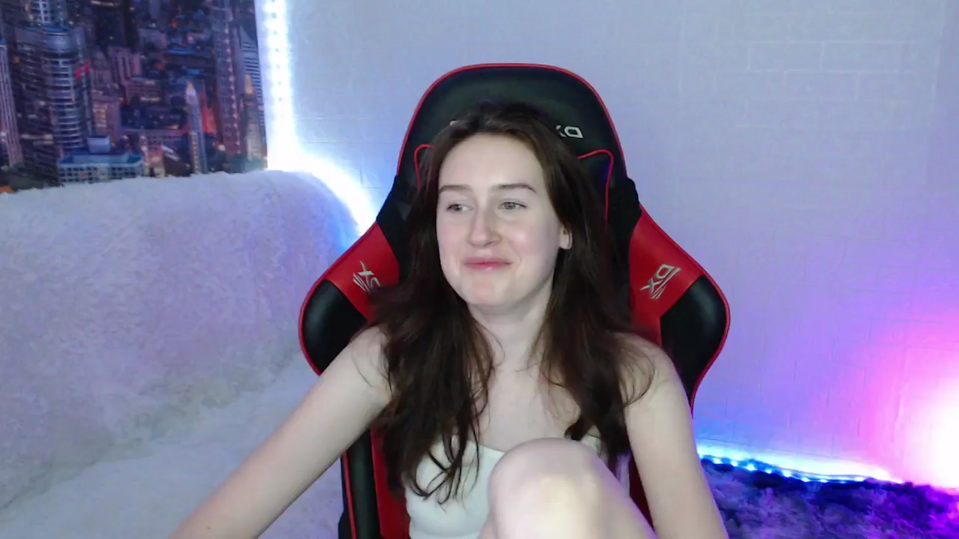 Gallery image thumbnail from Honey_dream's myfreecams stream on, 08/12/2024, 24:39 image 16 of 20