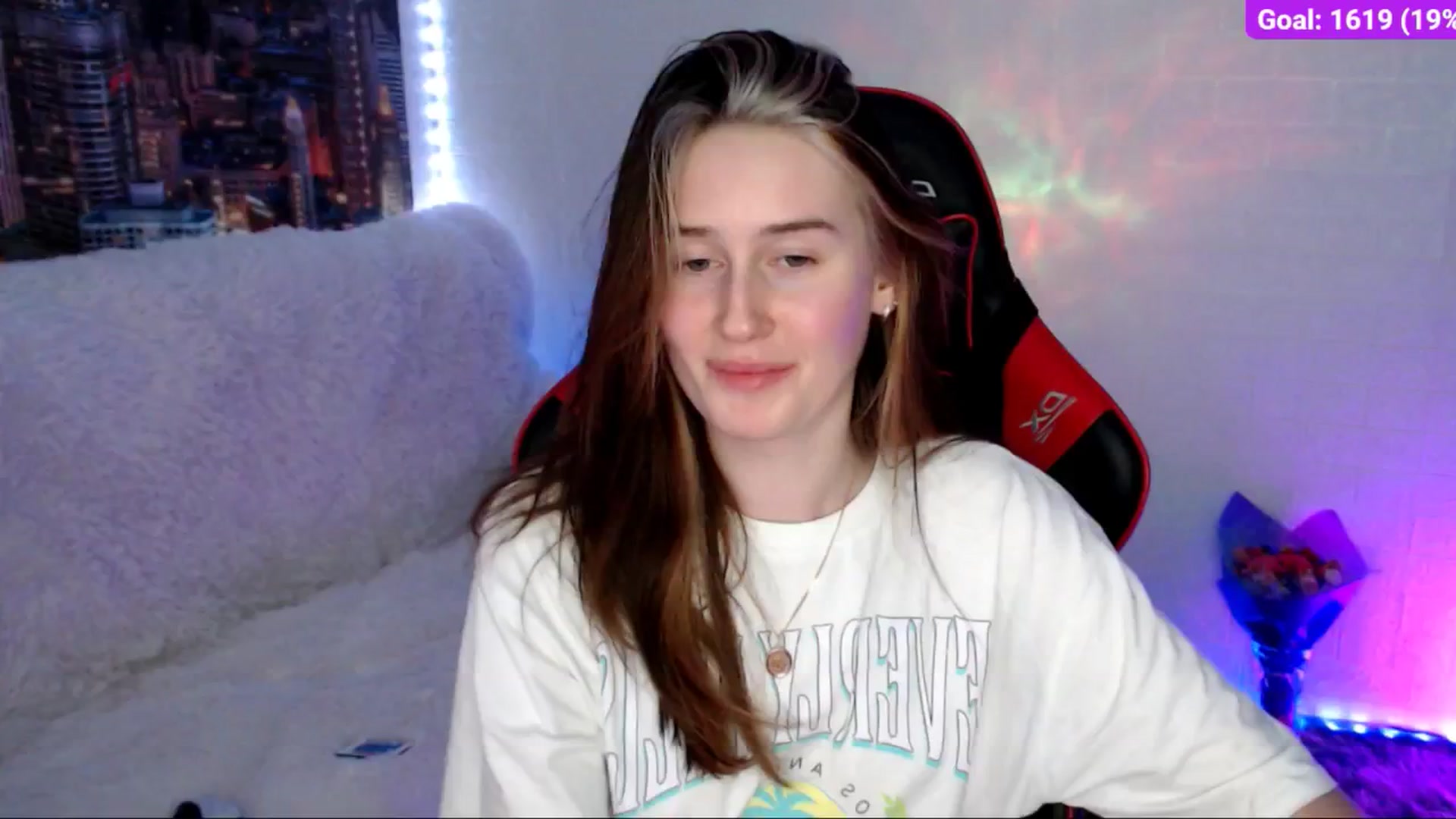 Gallery image thumbnail from Honey_dream's myfreecams stream on, 09/08/2024, 01:12 image 8 of 20