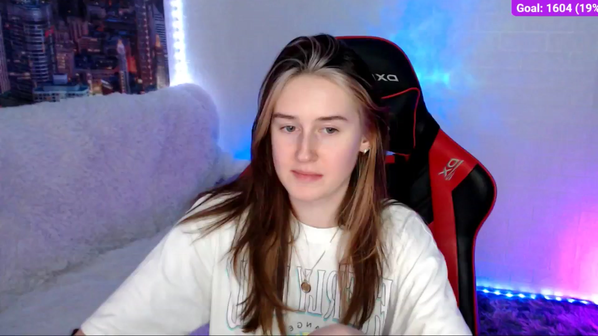Gallery image thumbnail from Honey_dream's myfreecams stream on, 09/08/2024, 01:12 image 19 of 20
