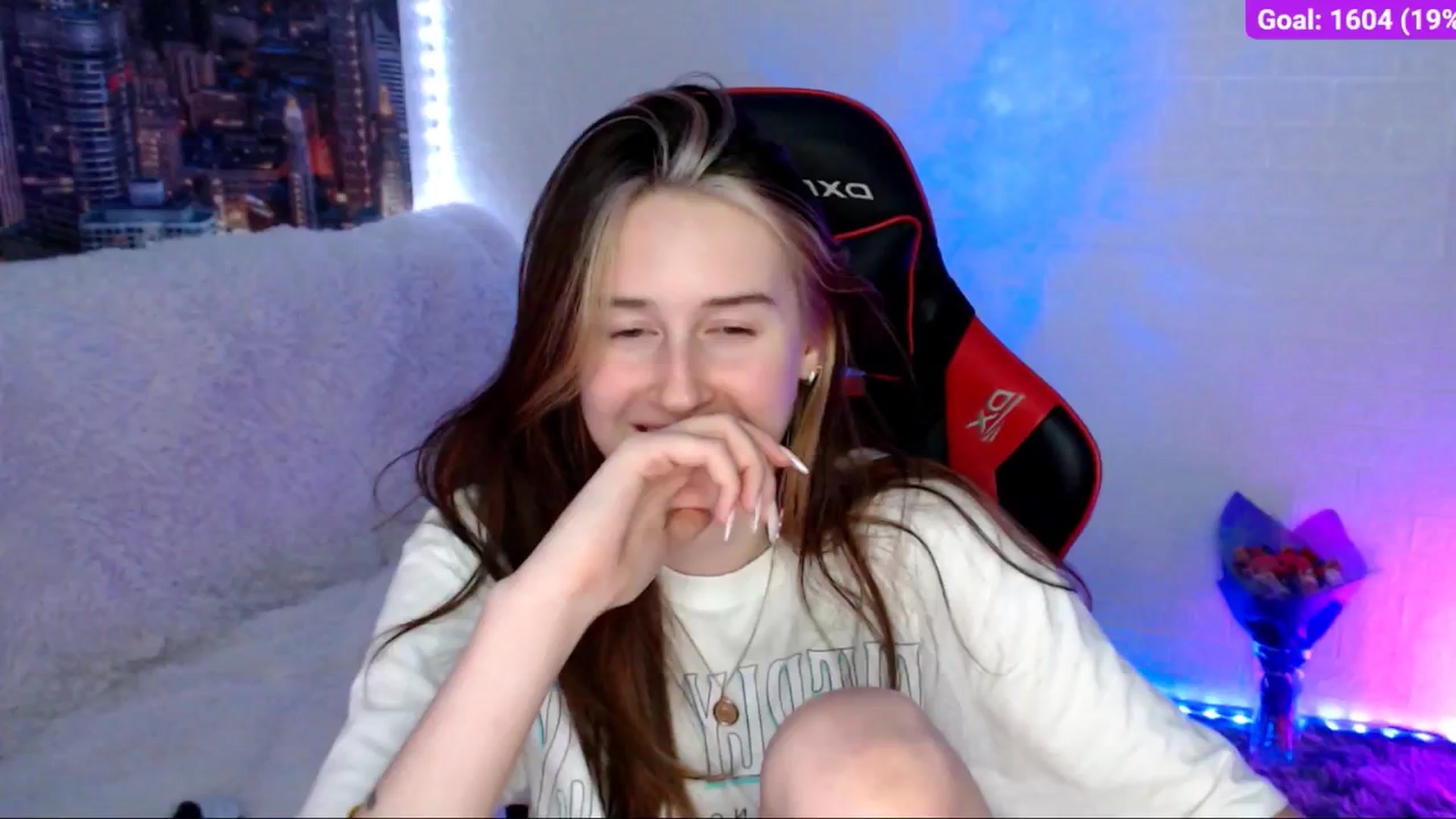 Gallery image thumbnail from Honey_dream's myfreecams stream on, 09/08/2024, 01:12 image 14 of 20