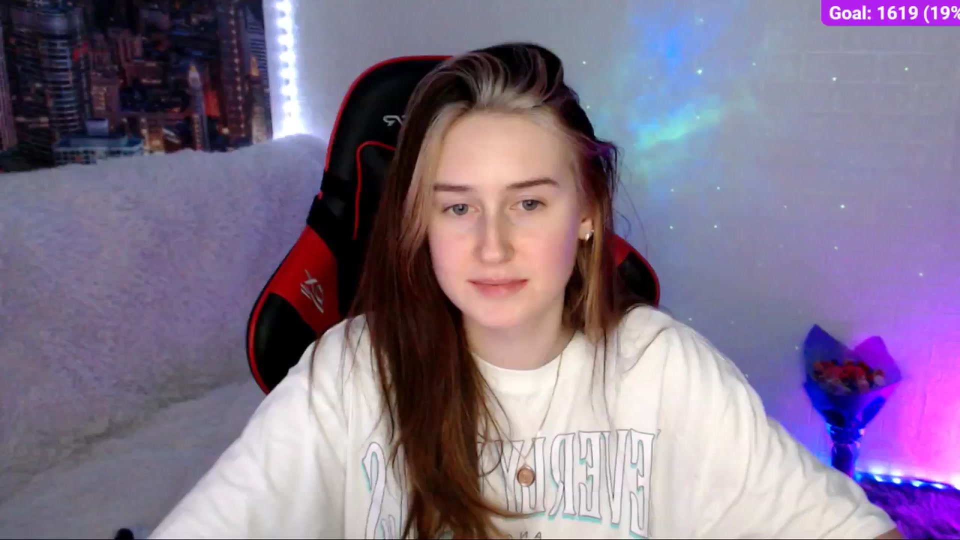 Gallery image thumbnail from Honey_dream's myfreecams stream on, 09/08/2024, 01:12 image 10 of 20