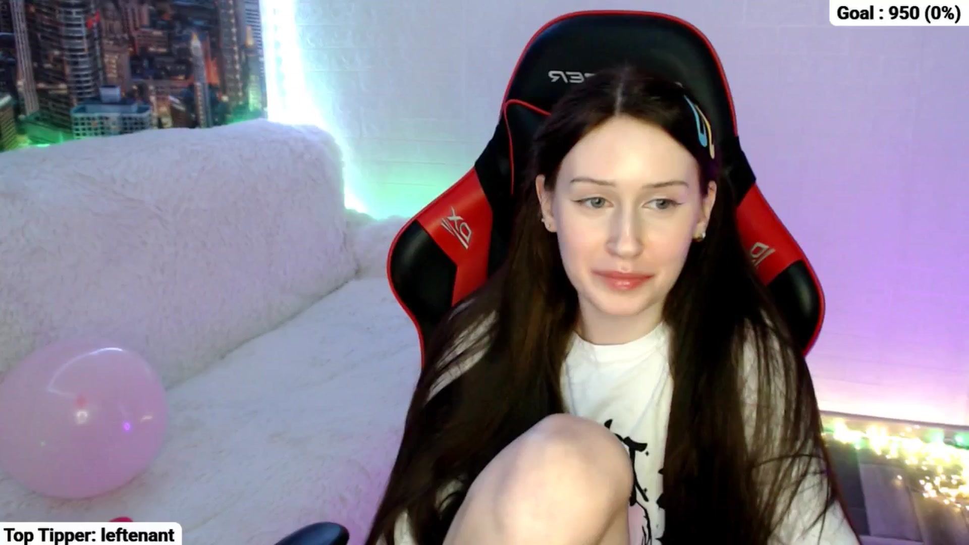Gallery image thumbnail from Honey_dream's myfreecams stream on, 04/14/2025, 01:59 image 9 of 20