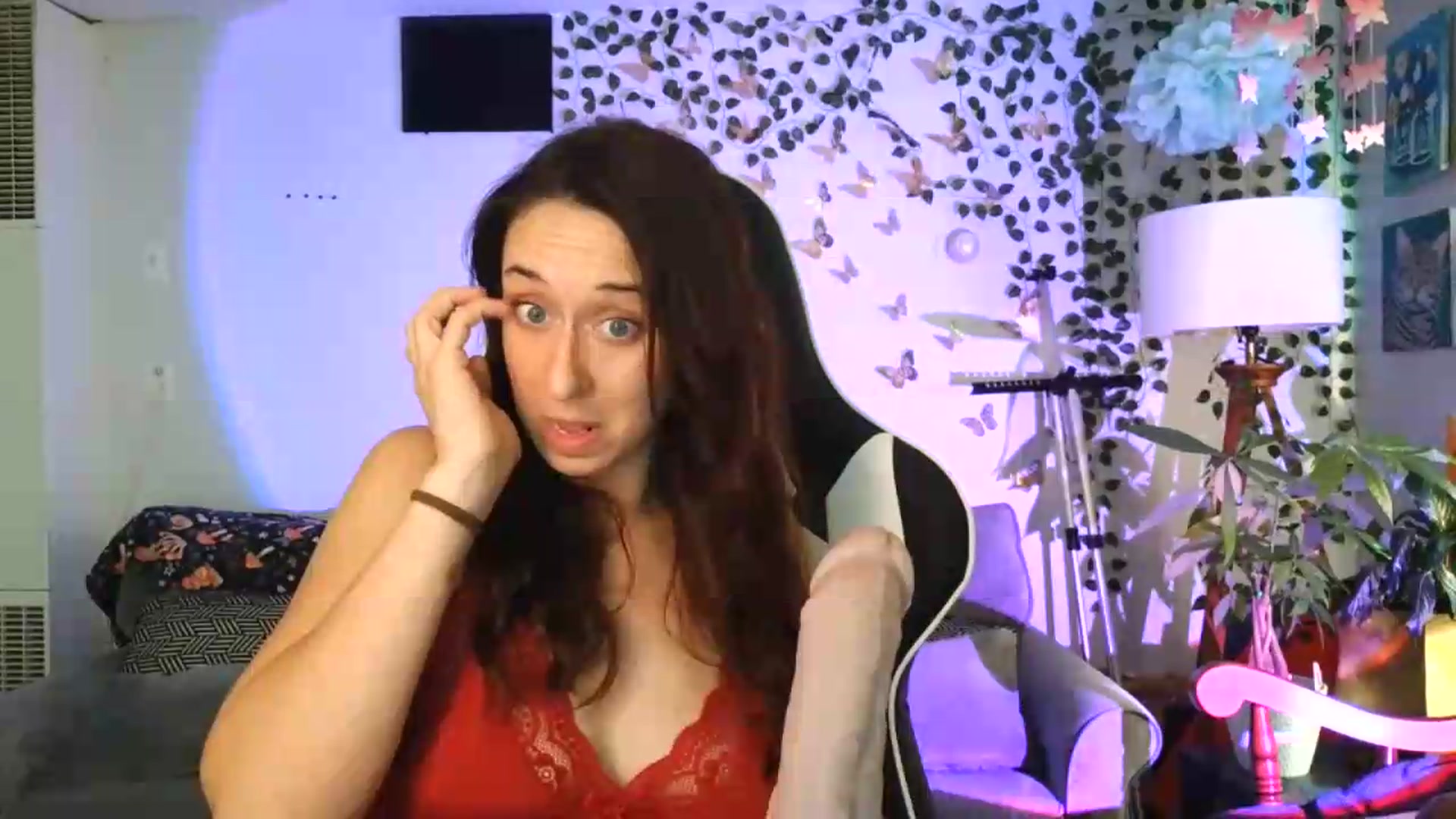 Gallery image thumbnail from Honey_luxxx's myfreecams stream on, 09/01/2026, 20:40 image 14 of 20