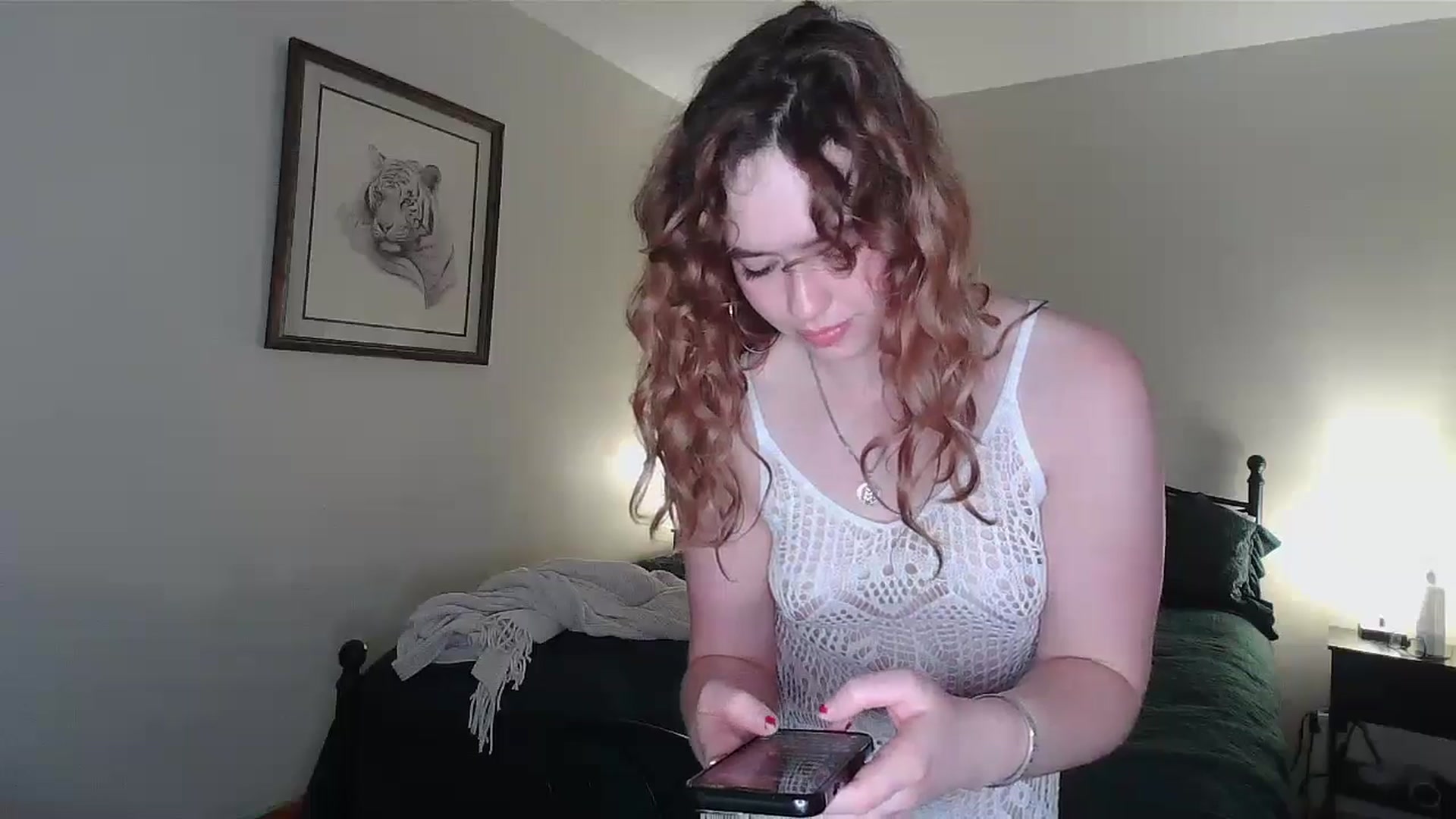 Gallery image thumbnail from Honeyandroses's myfreecams stream on, 06/08/2024, 01:13 image 5 of 20