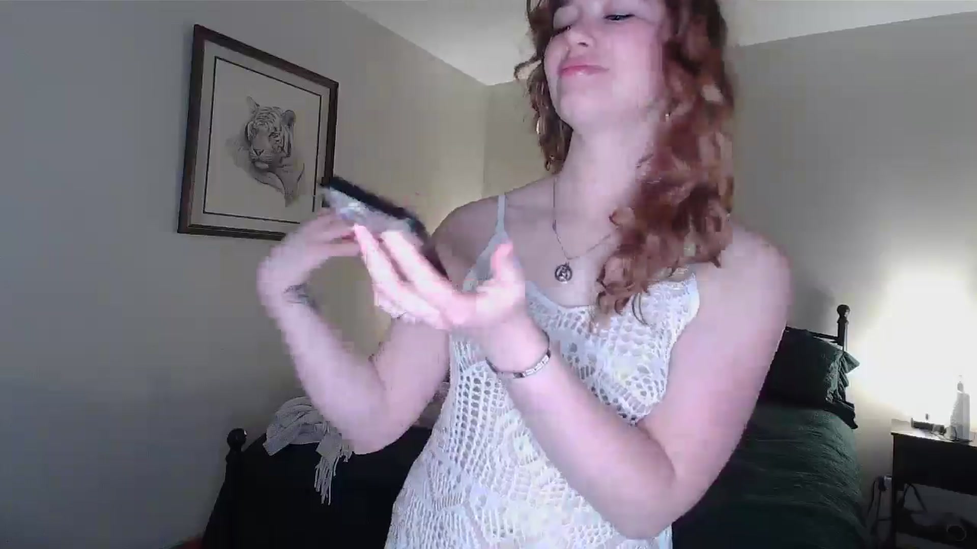 Gallery image thumbnail from Honeyandroses's myfreecams stream on, 06/08/2024, 01:13 image 20 of 20