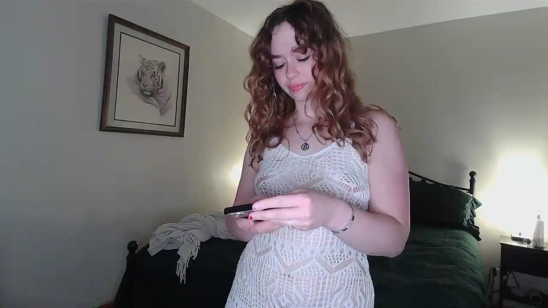 Gallery image thumbnail from Honeyandroses's myfreecams stream on, 06/08/2024, 01:13 image 12 of 20