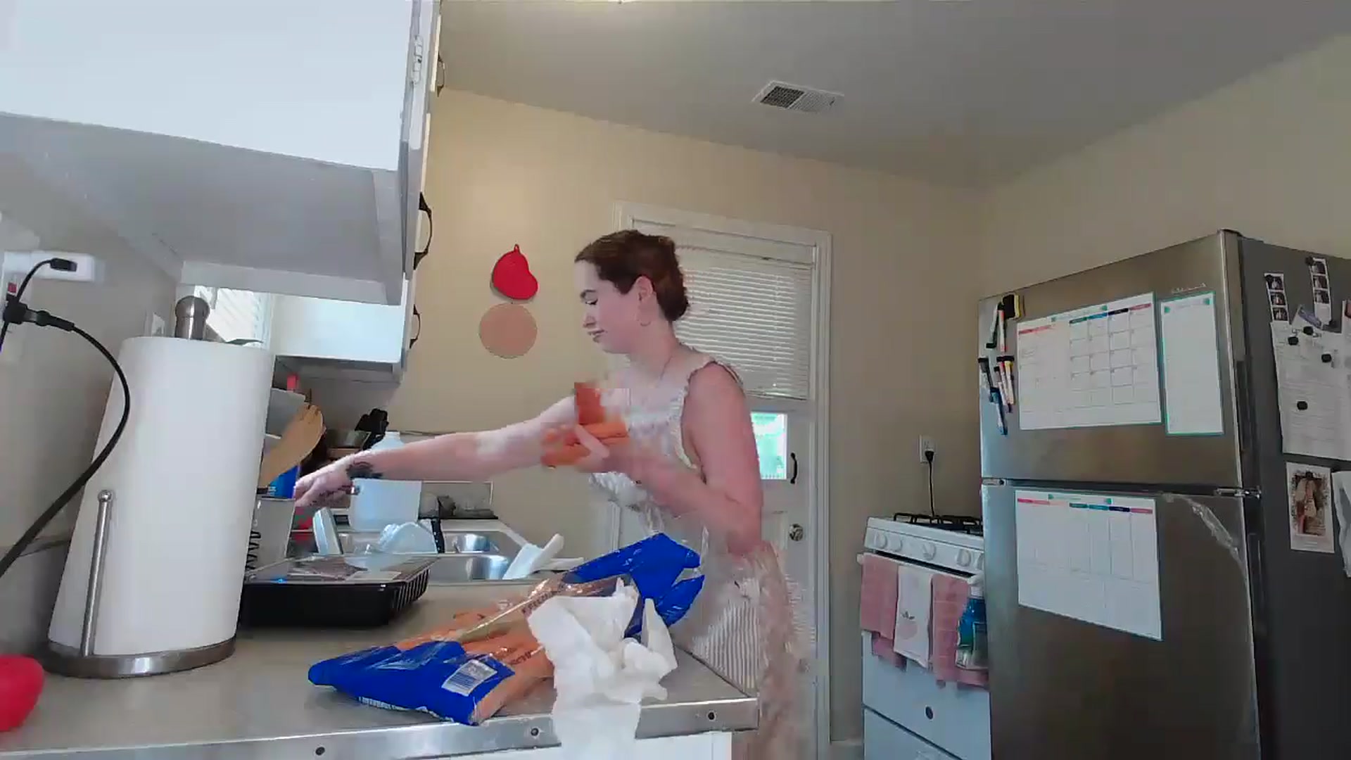Gallery image thumbnail from Honeyandroses's myfreecams stream on, 06/10/2024, 23:13 image 2 of 20