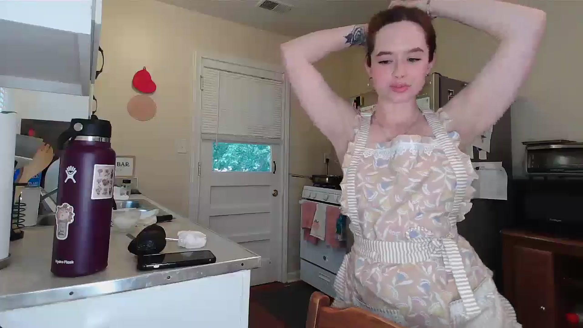 Gallery image thumbnail from Honeyandroses's myfreecams stream on, 06/10/2024, 23:55 image 17 of 20