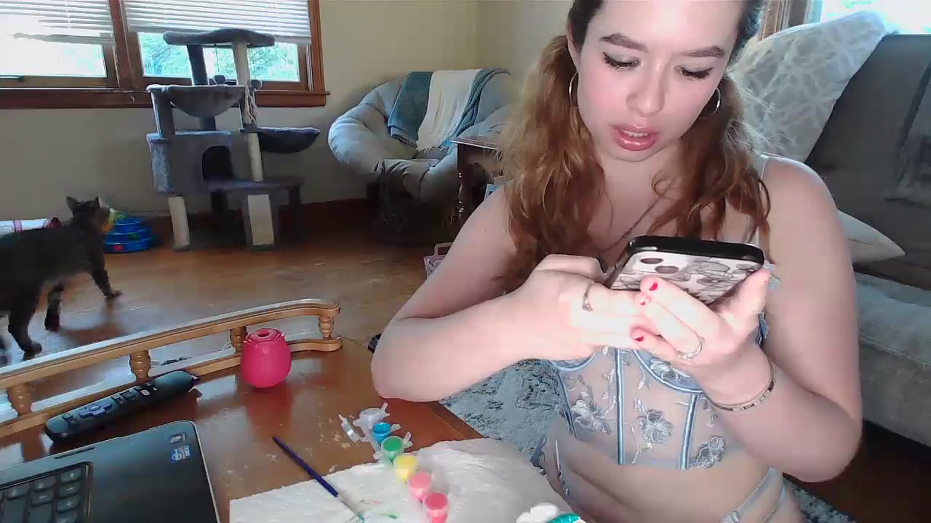 Gallery image thumbnail from Honeyandroses's myfreecams stream on, 06/12/2024, 24:22 image 10 of 20