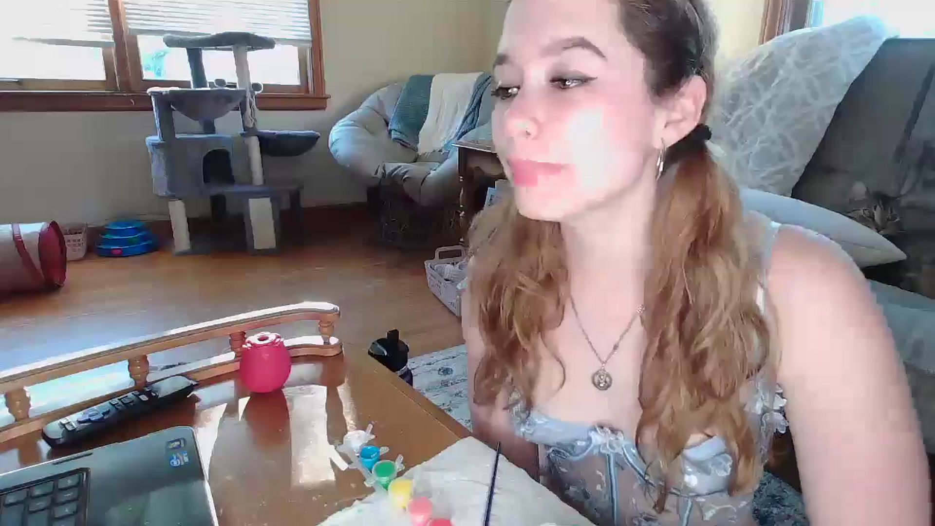 Gallery image thumbnail from Honeyandroses's myfreecams stream on, 06/12/2024, 24:22 image 5 of 20