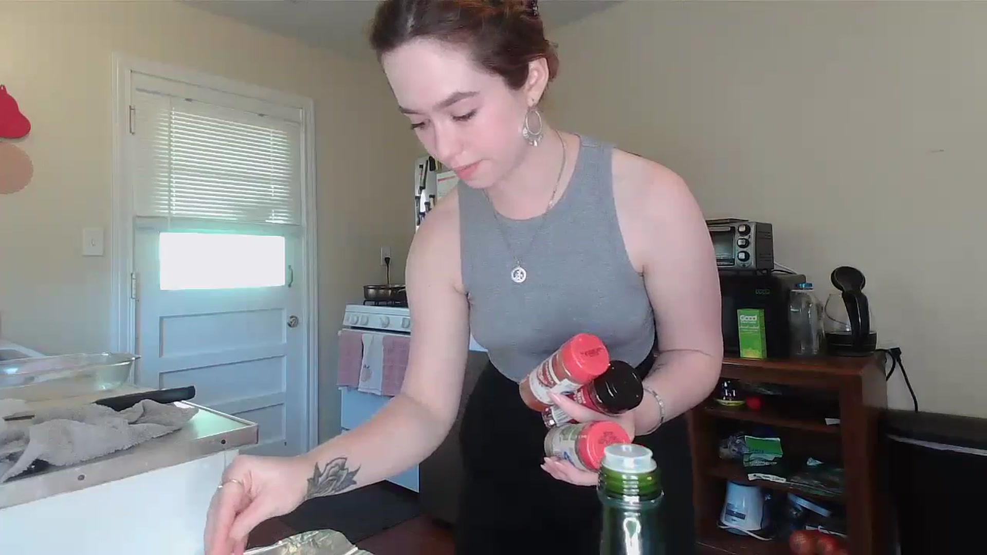 Gallery image thumbnail from Honeyandroses's myfreecams stream on, 06/16/2024, 01:00 image 2 of 20