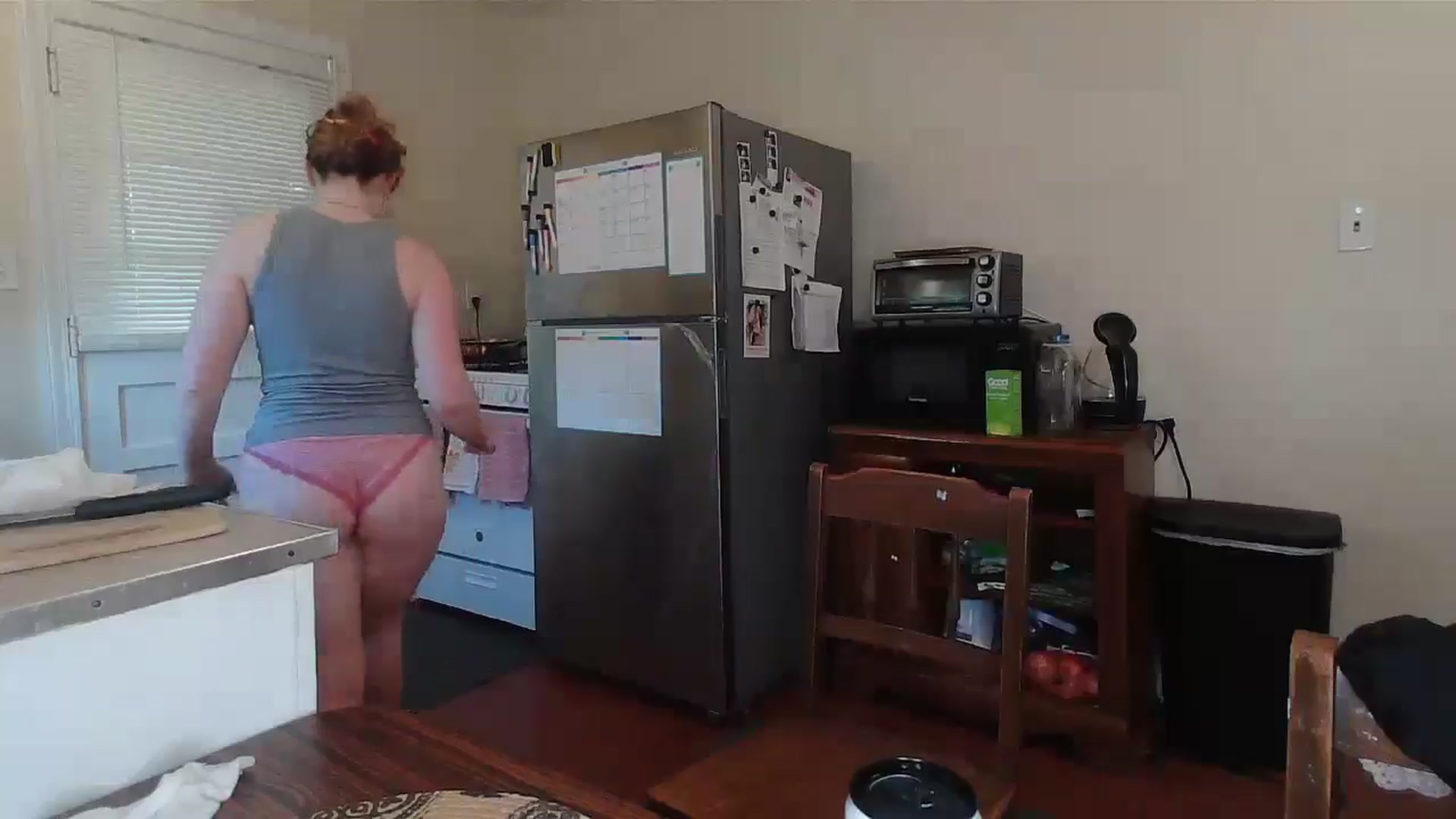 Gallery image thumbnail from Honeyandroses's myfreecams stream on, 06/16/2024, 01:00 image 12 of 20