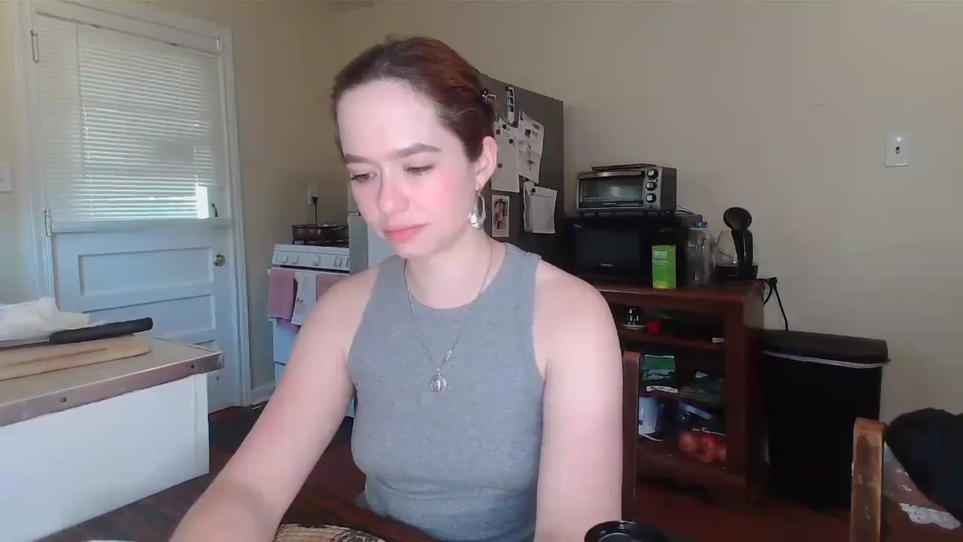 Gallery image thumbnail from Honeyandroses's myfreecams stream on, 06/16/2024, 01:00 image 11 of 20